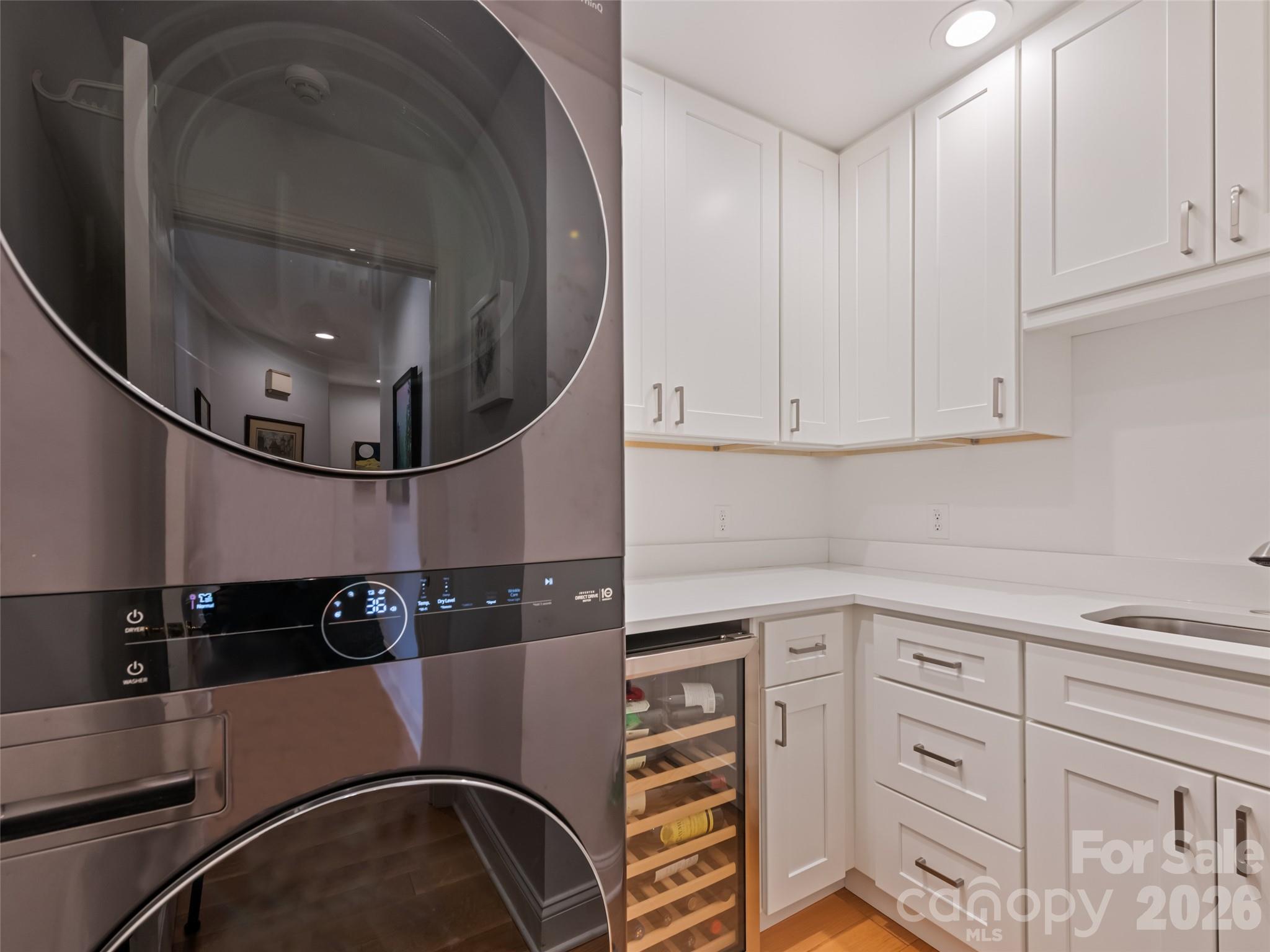 360 Skylark Lane Property Photo 33