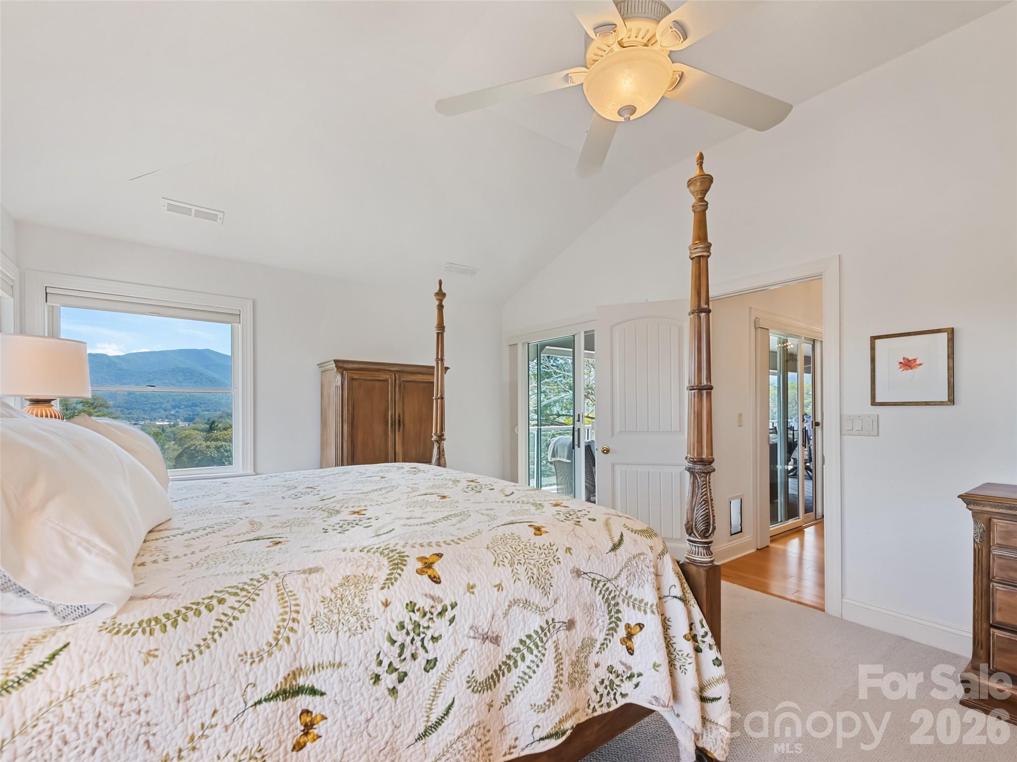 360 Skylark Lane Property Photo 35
