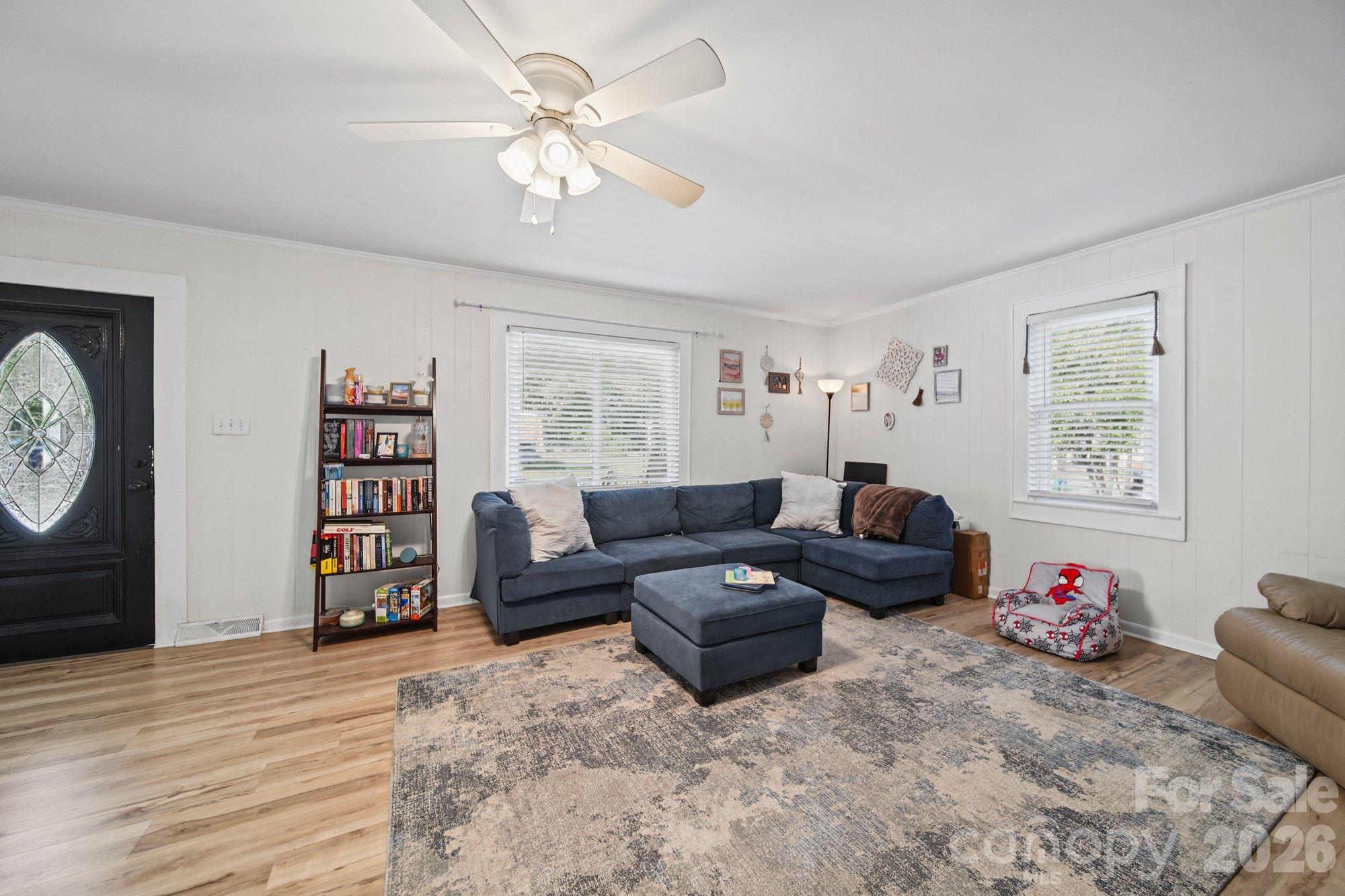 626 Austin Street Property Photo 7