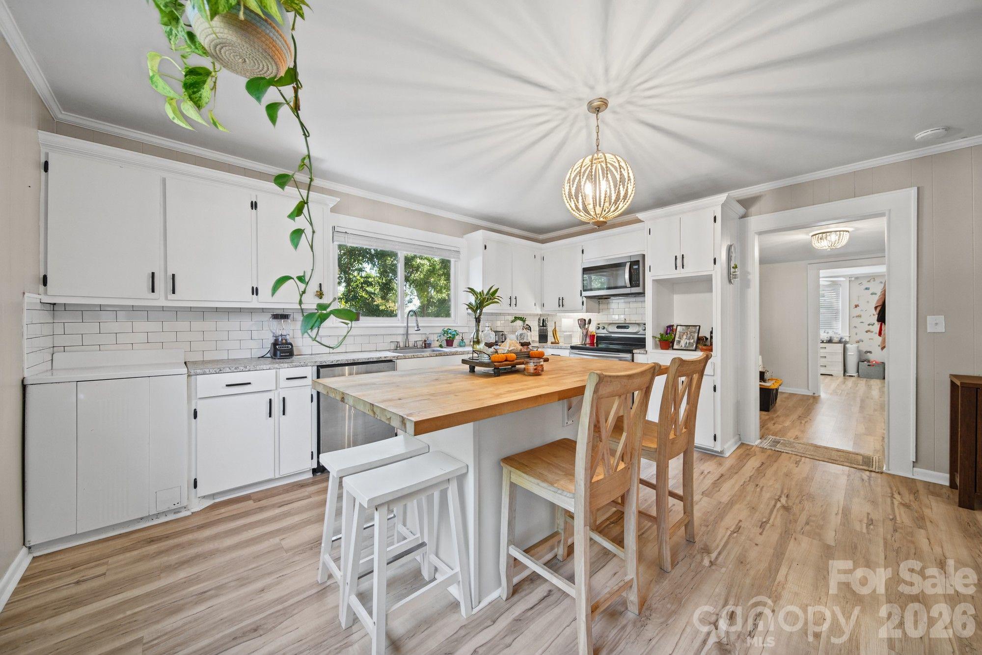 626 Austin Street Property Photo 14