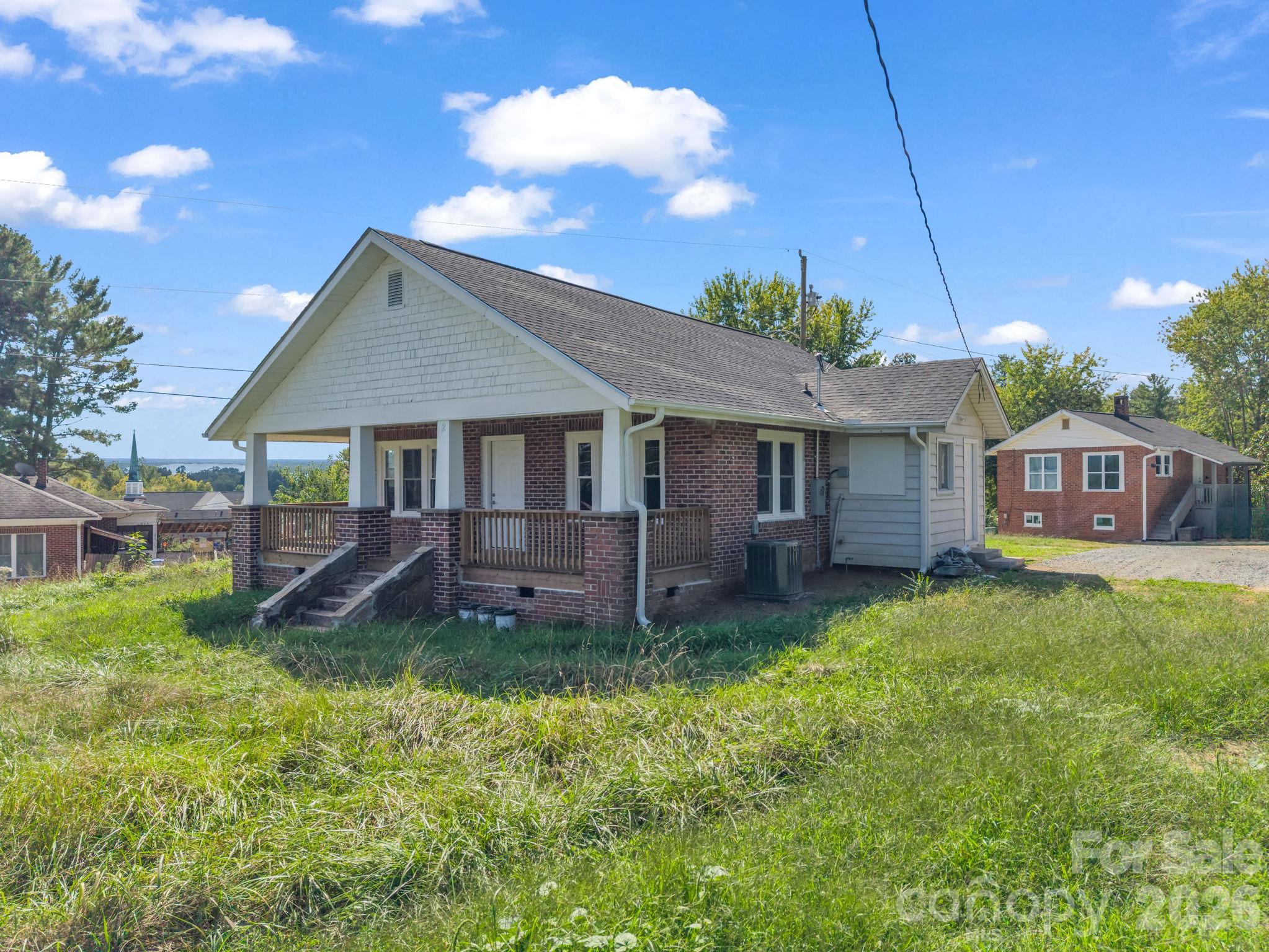 2 Roberts Street Property Photo 9