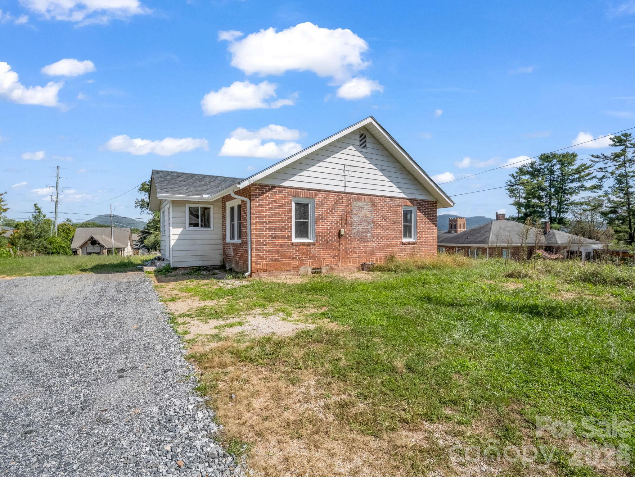 2 Roberts Street Property Photo 11