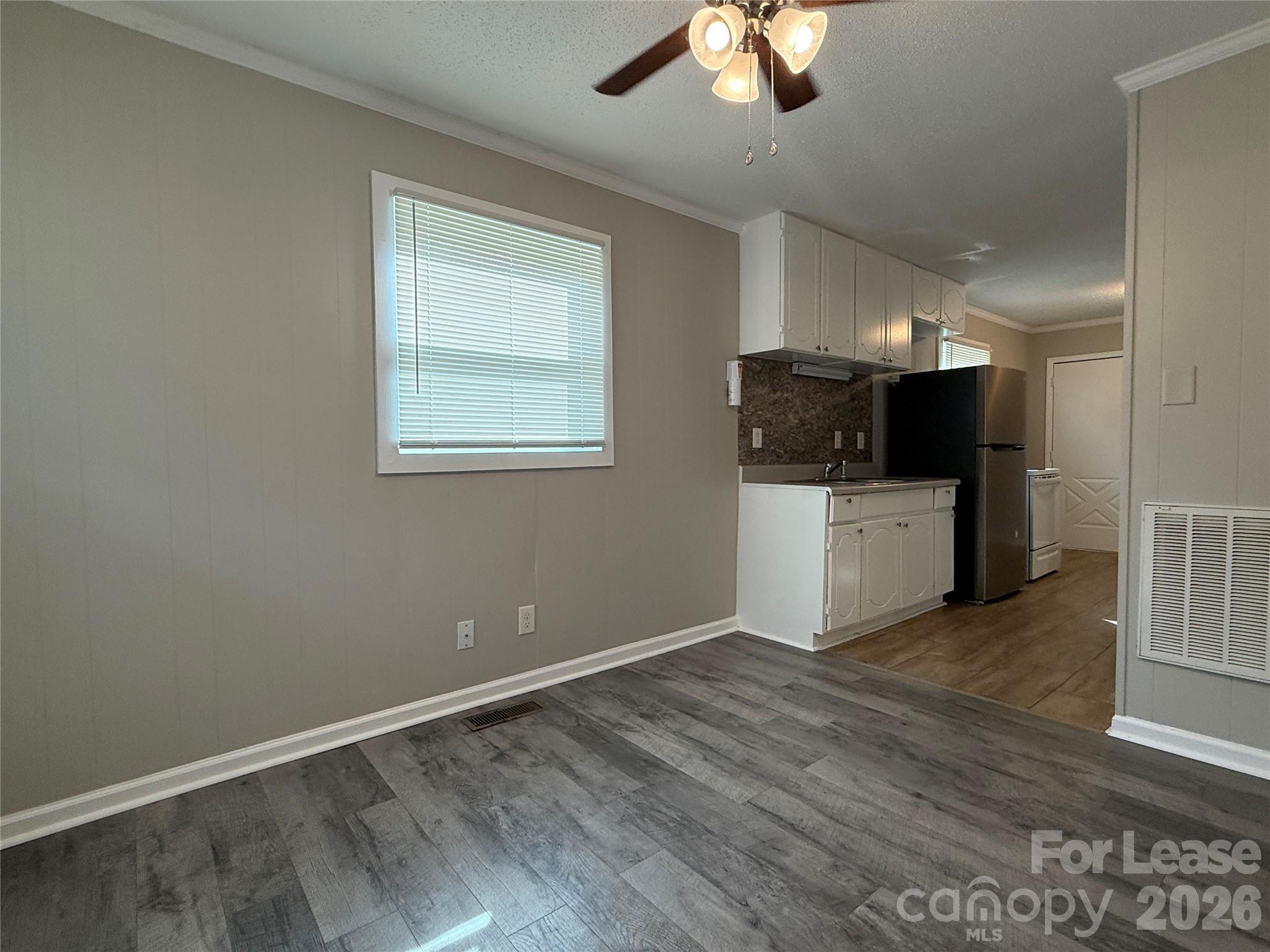 514 Wilson Street Property Photo 6