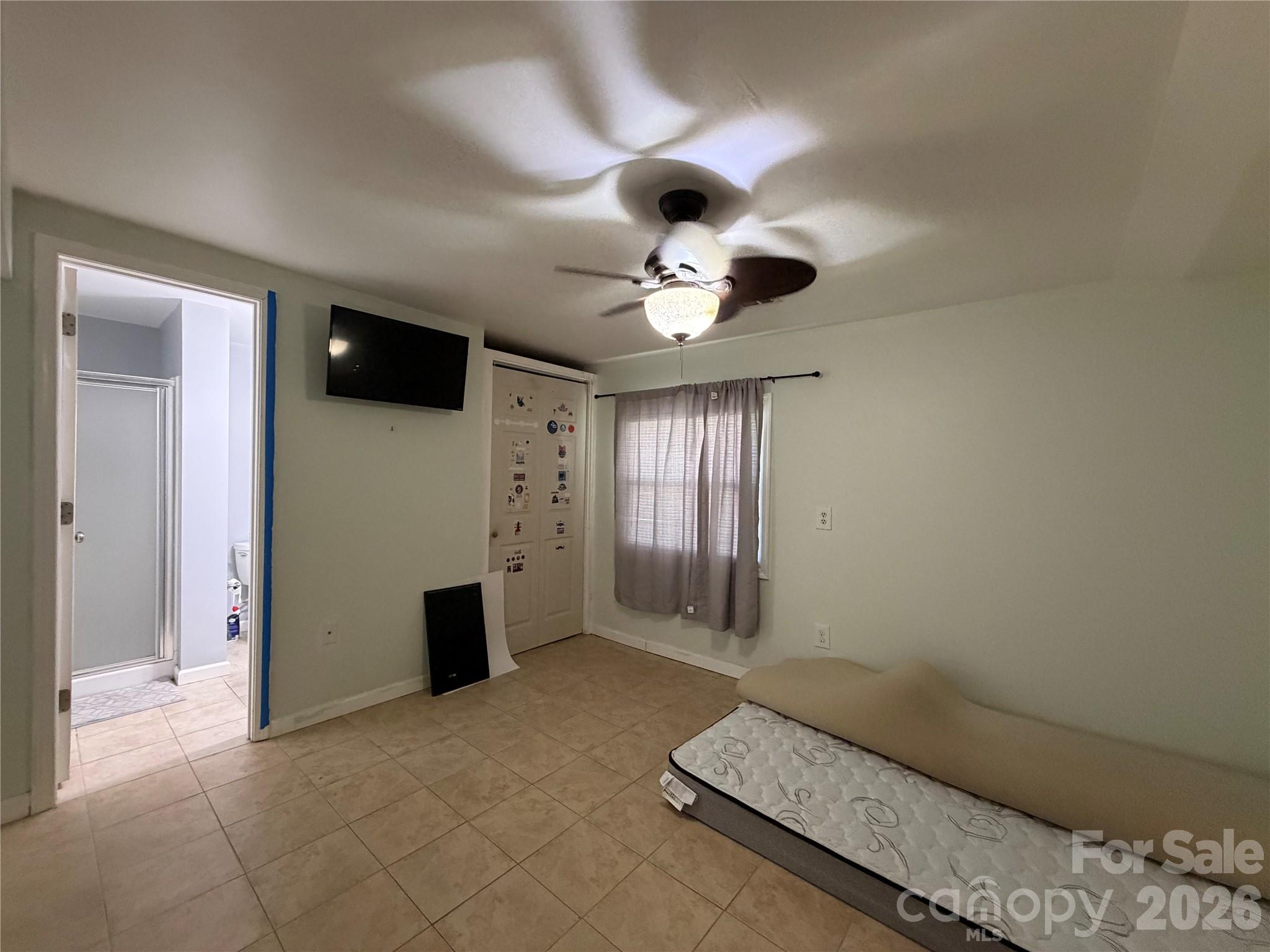 604 Willow Street Property Photo 13