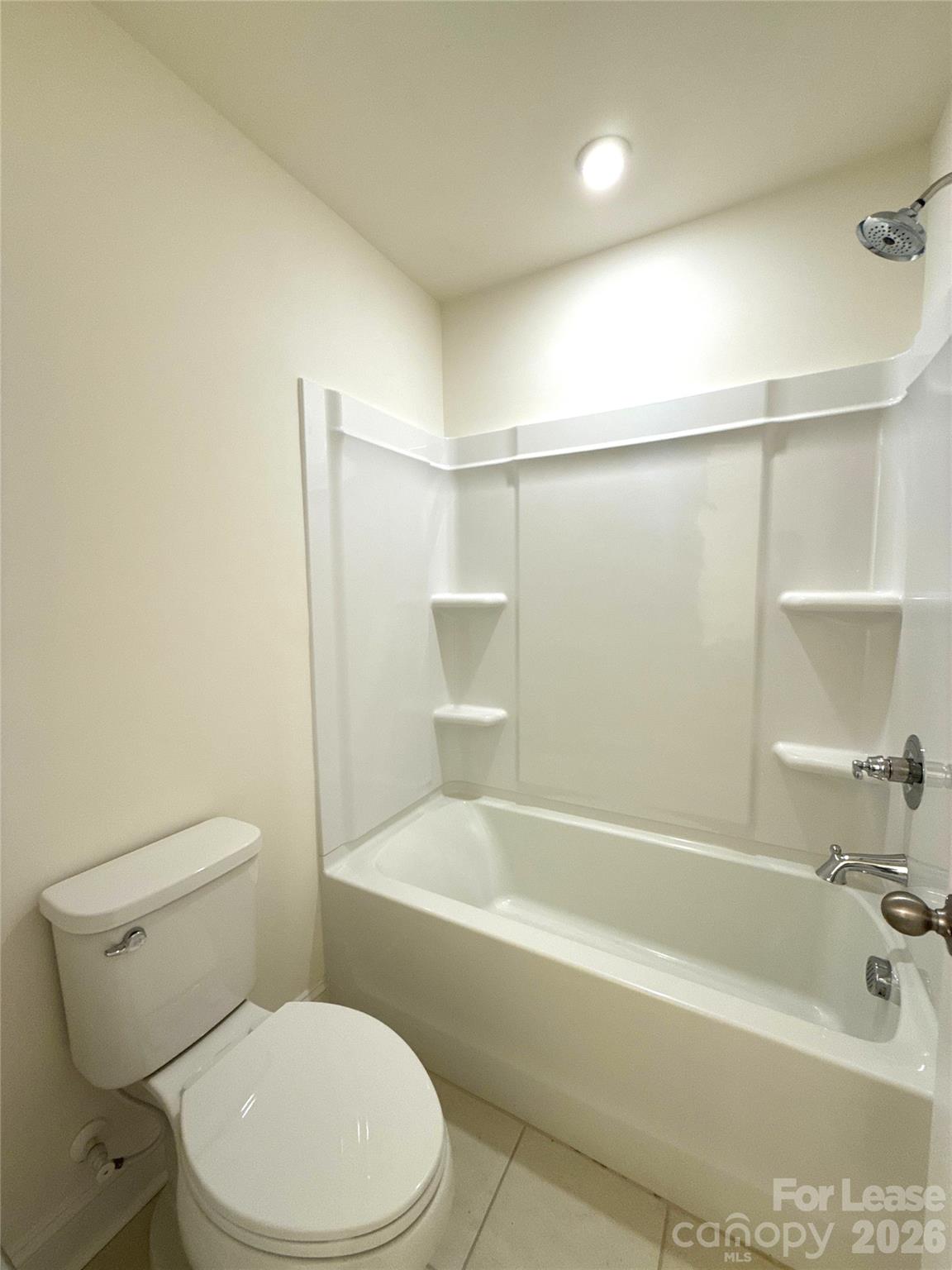6032 Mariemont Circle Property Photo 14