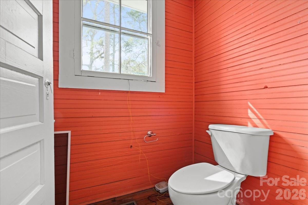 310 Kershaw Street Property Photo 25