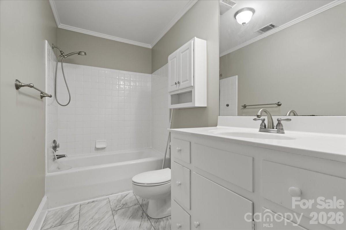 310 Kershaw Street Property Photo 40