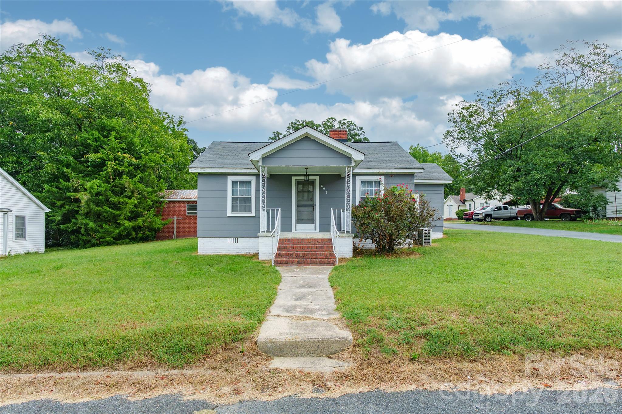 602 Ross Street Property Photo 1