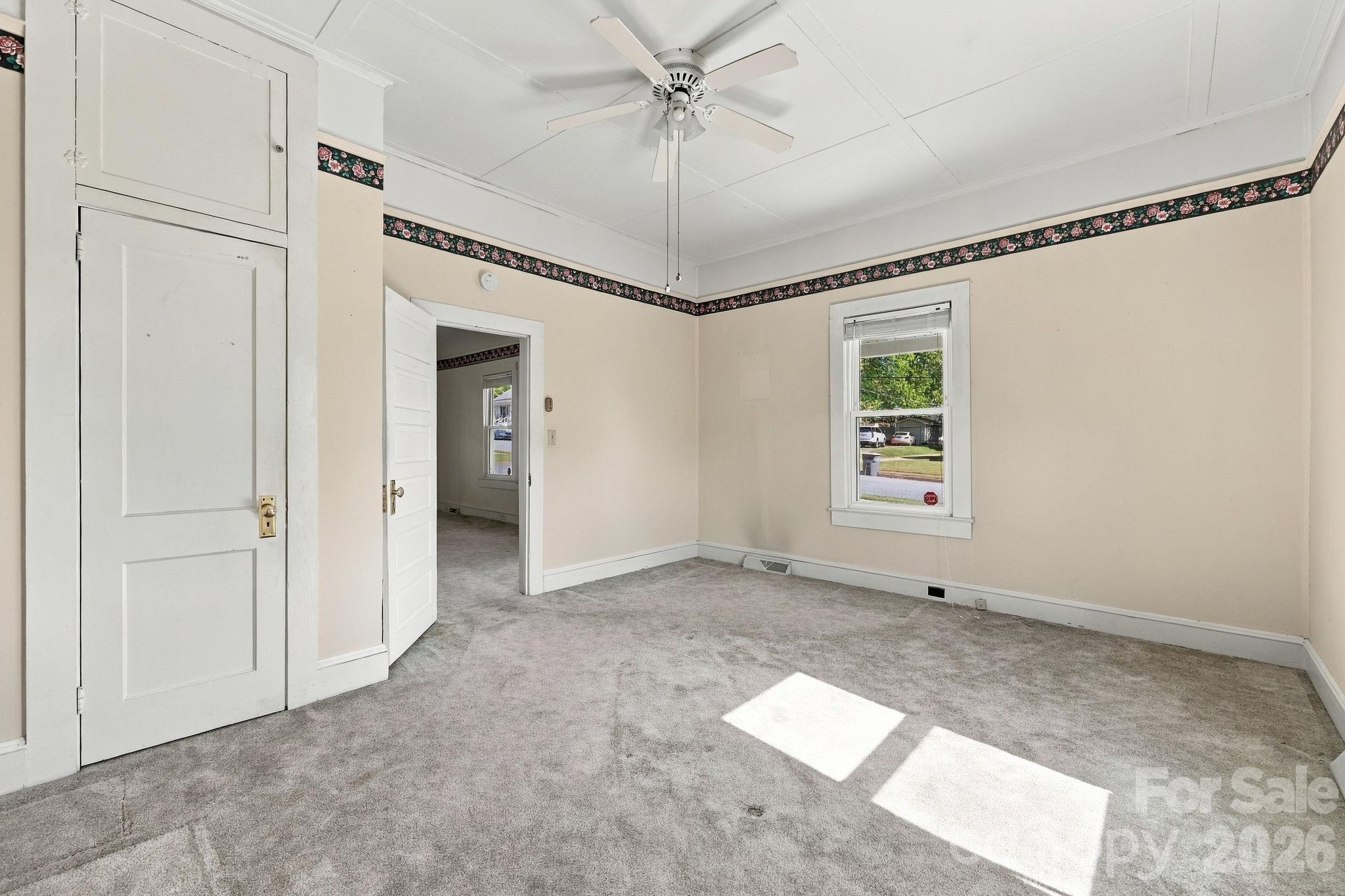 609 Poplar Avenue Property Photo 10