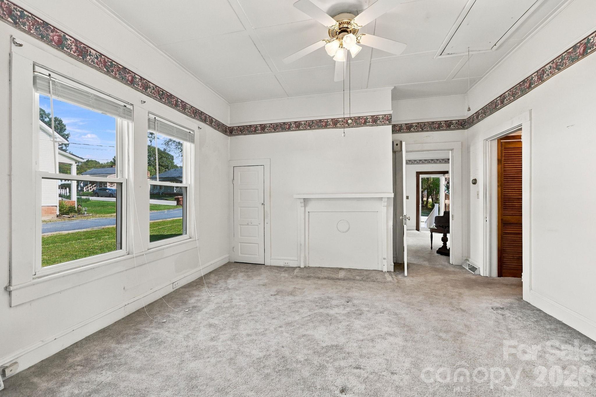 609 Poplar Avenue Property Photo 13