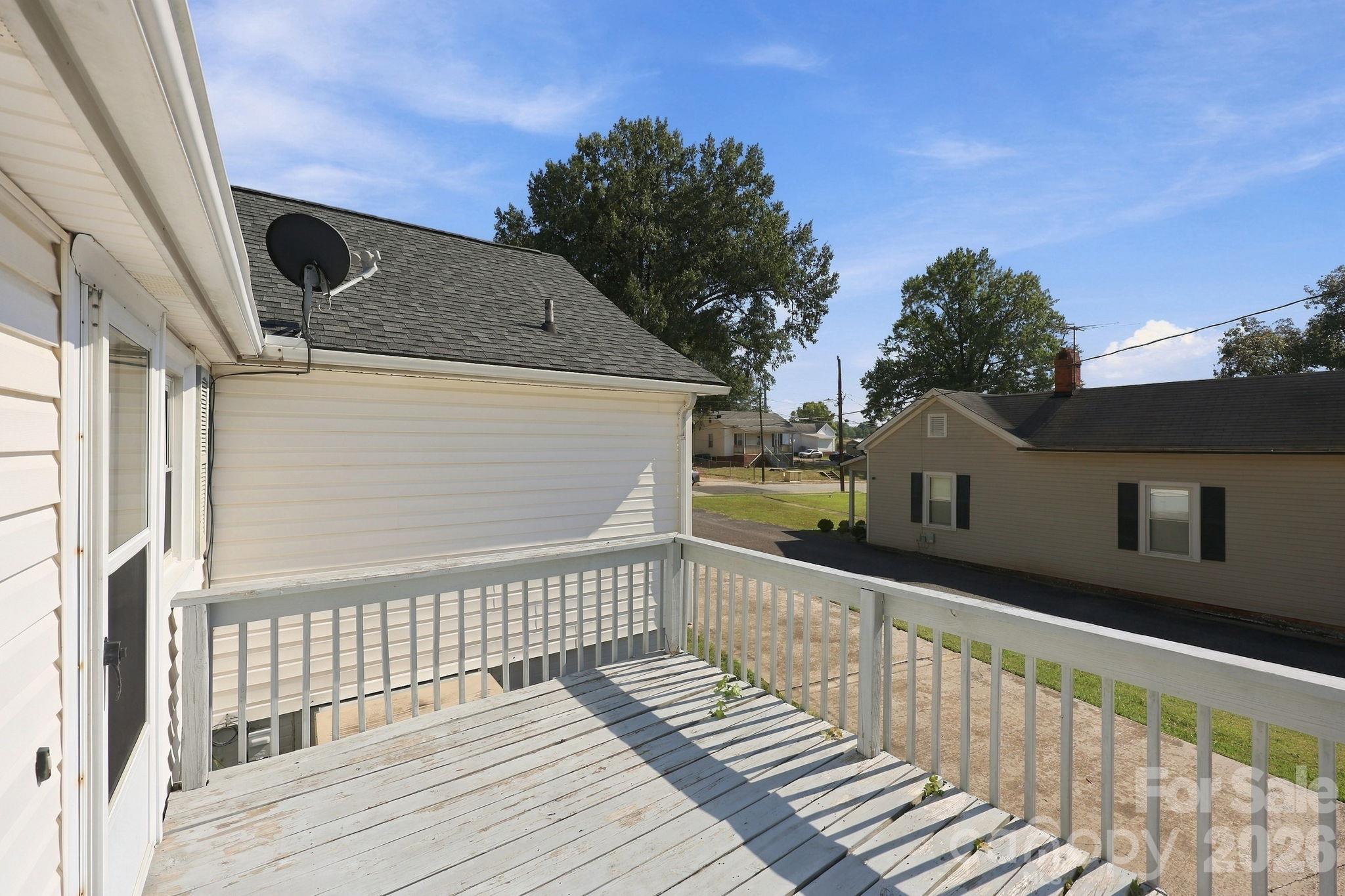 609 Poplar Avenue Property Photo 35