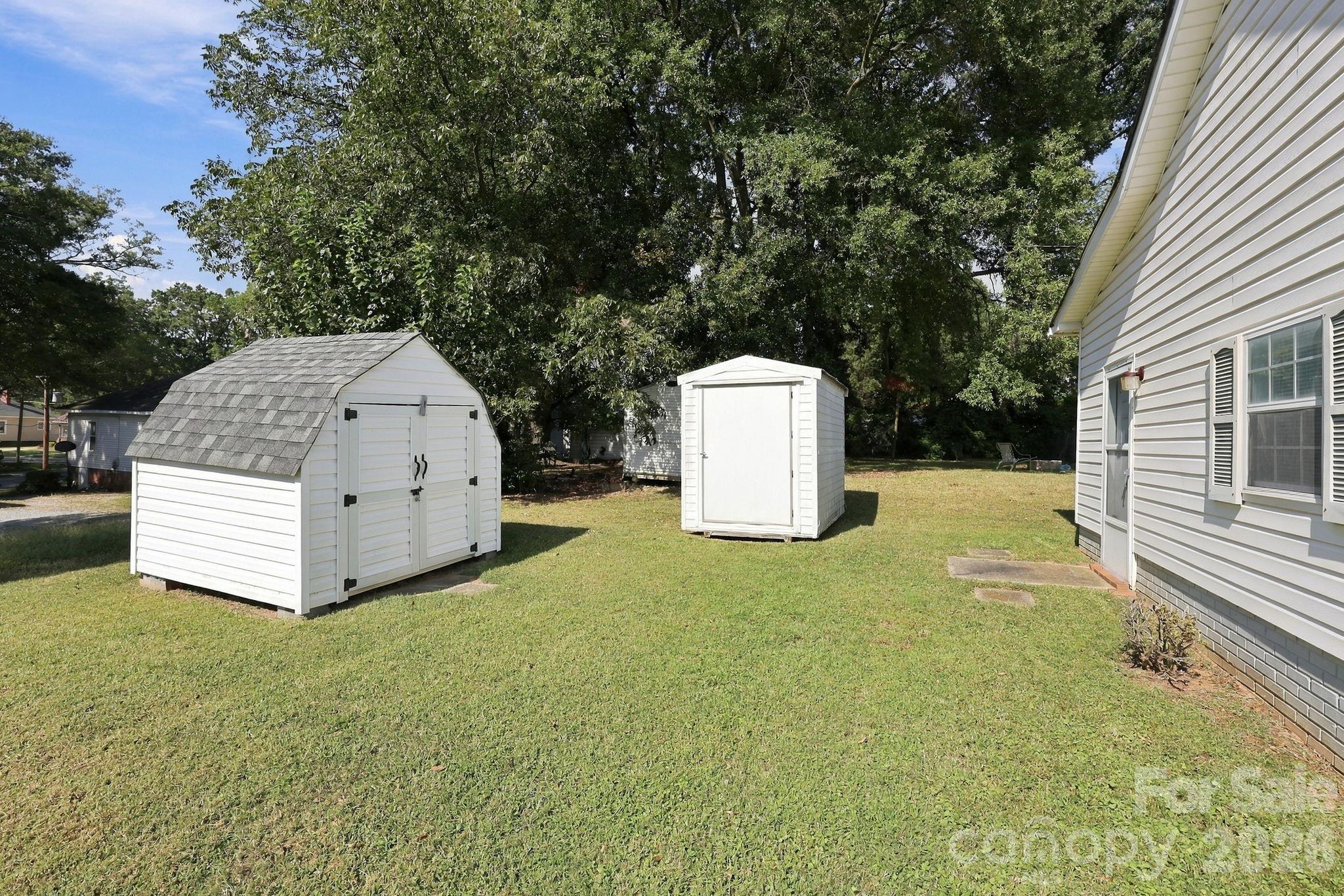609 Poplar Avenue Property Photo 37