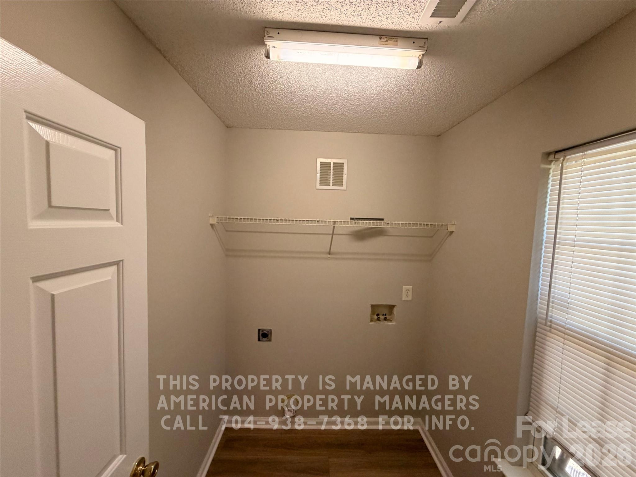 372 Havenbrook Way Property Photo 8