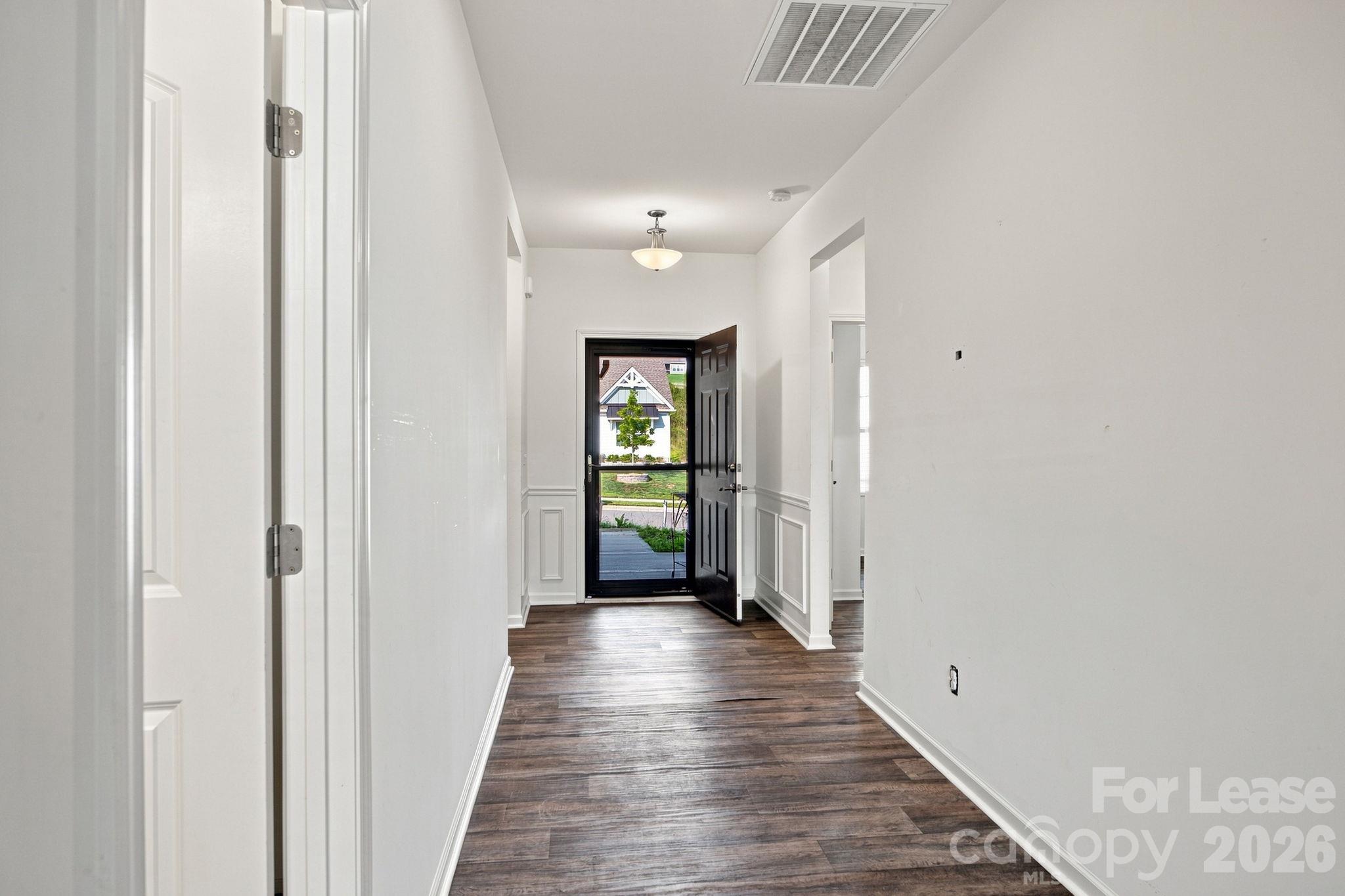 219 Canada Drive Property Photo 4