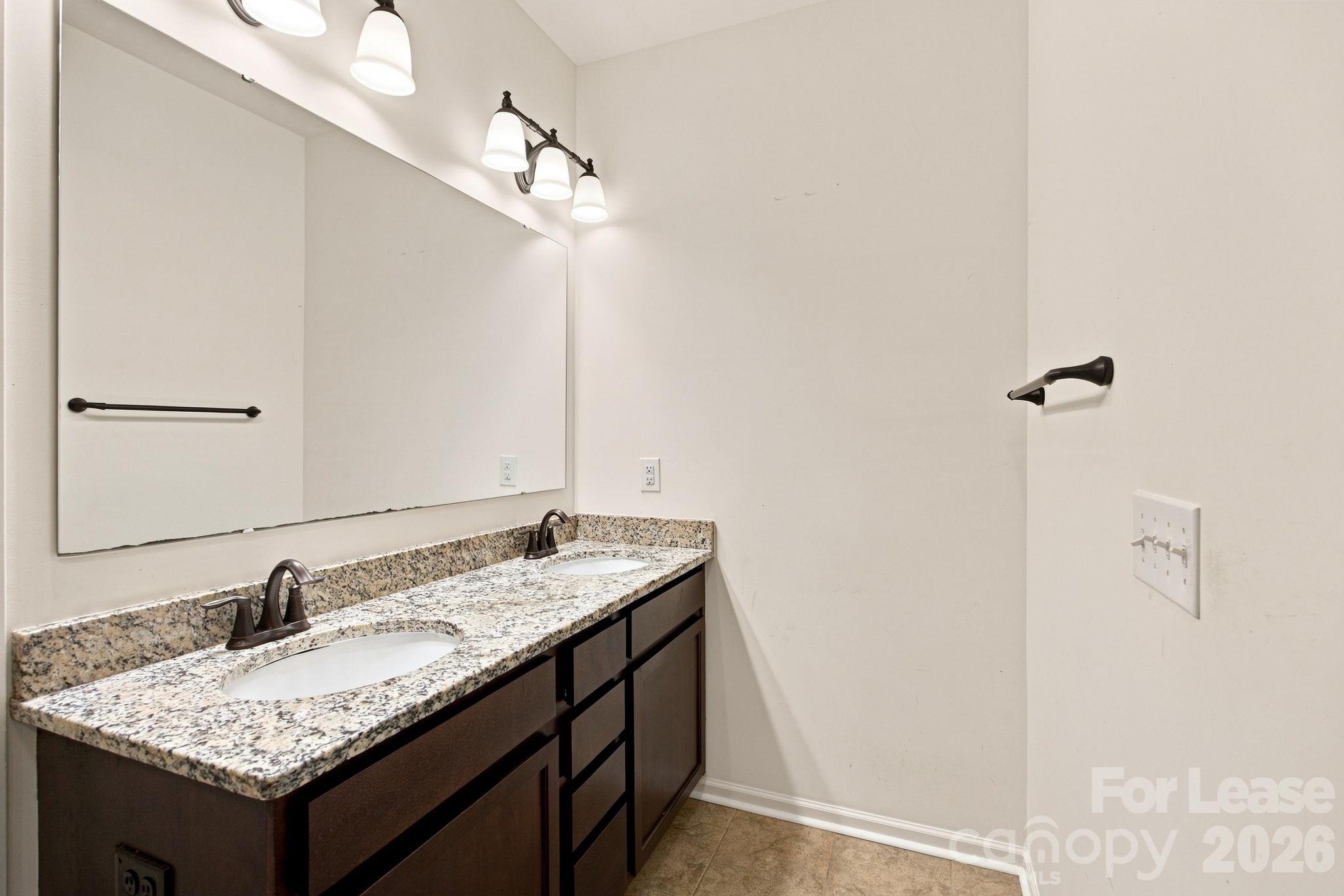 219 Canada Drive Property Photo 16