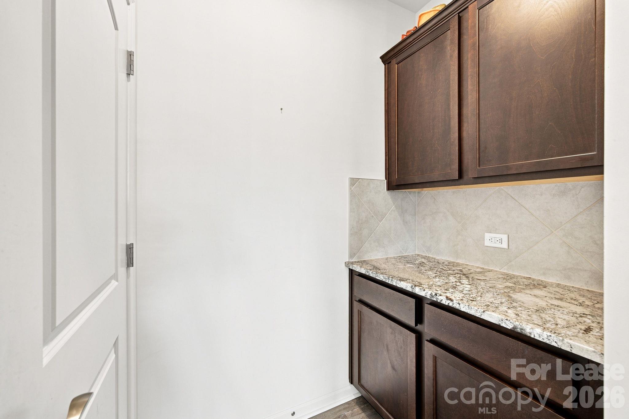 219 Canada Drive Property Photo 20