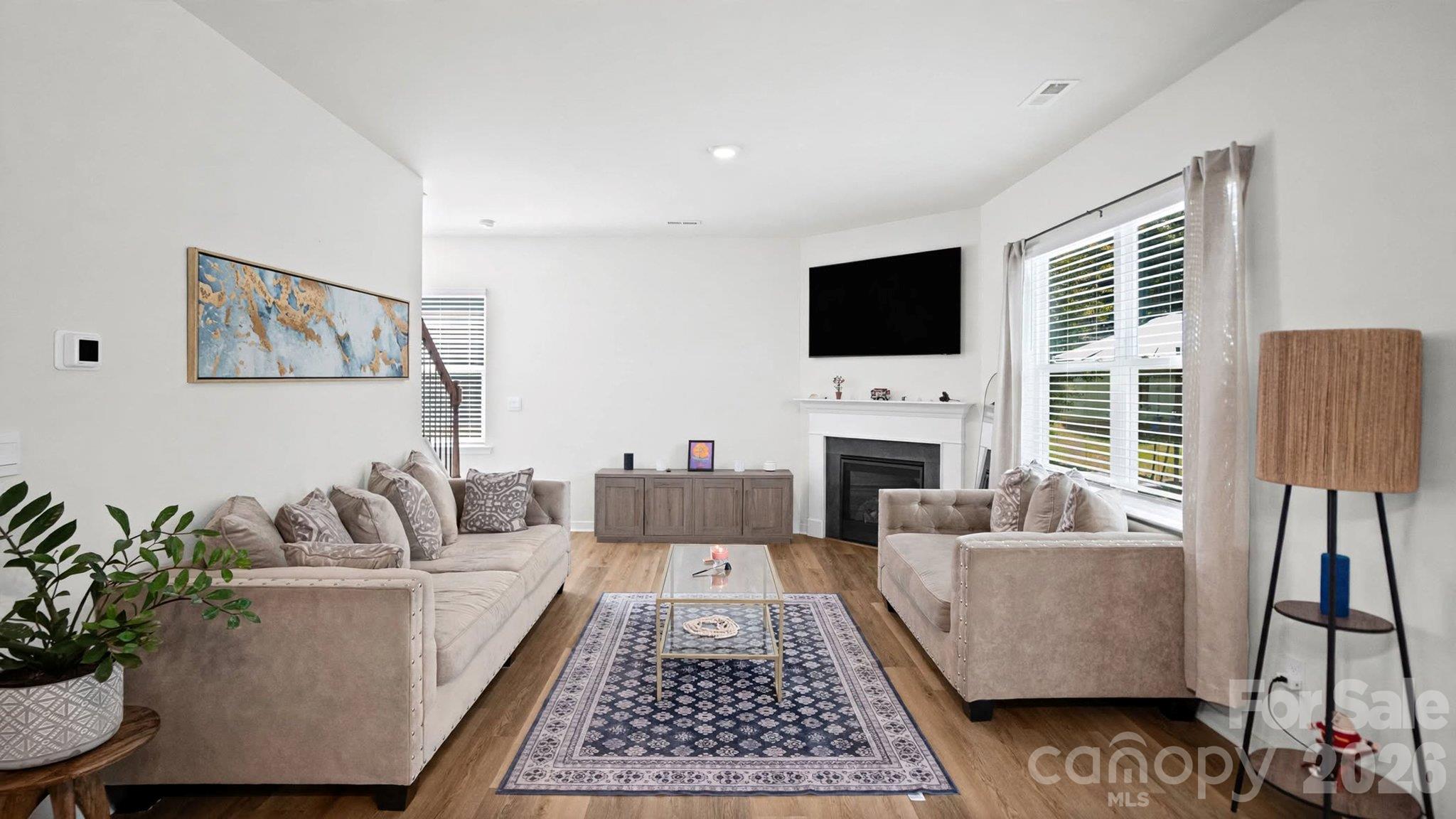 3450 Buck Court Property Photo 7