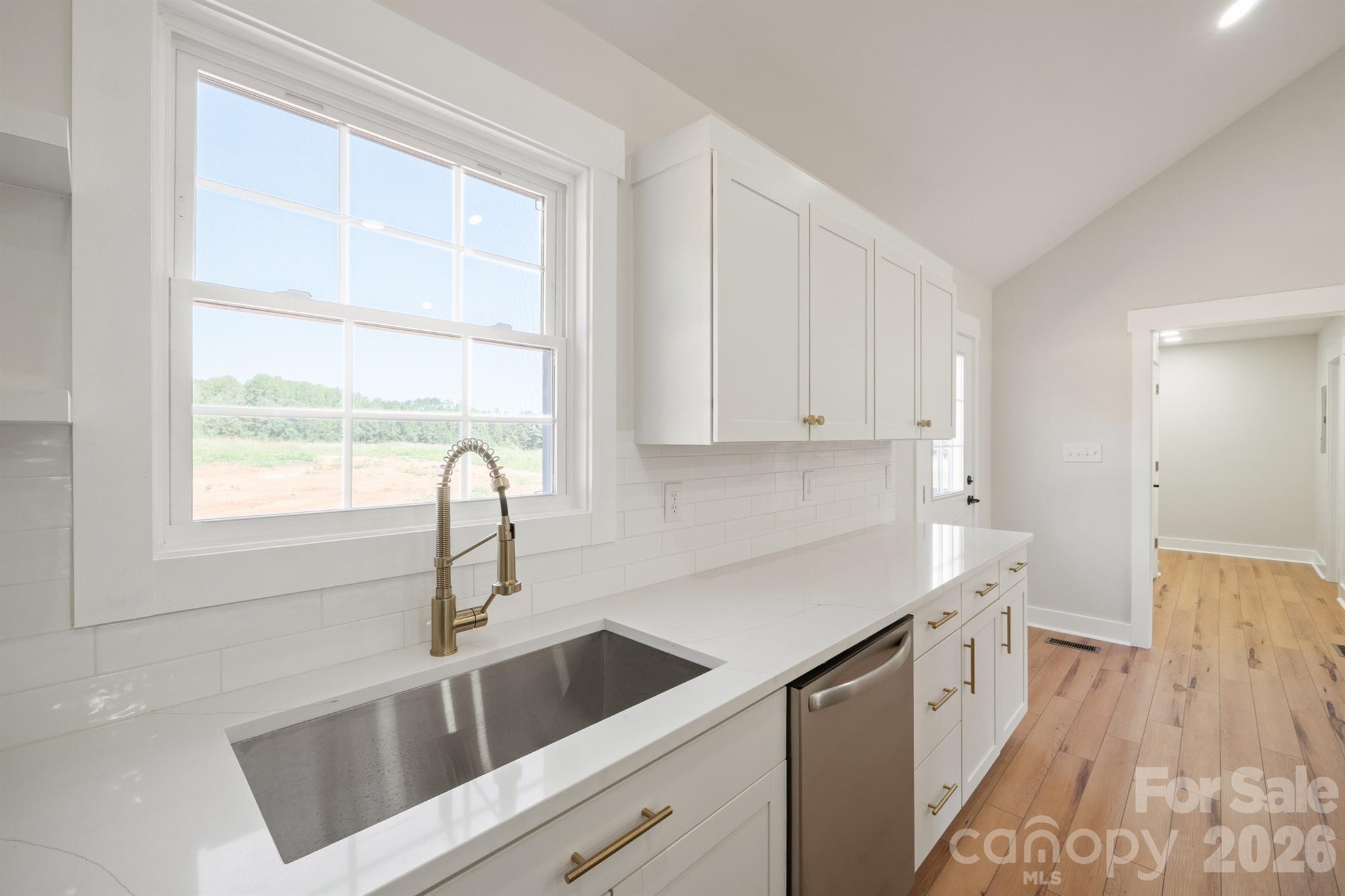 6292 Hill Gates Trail Property Photo 5