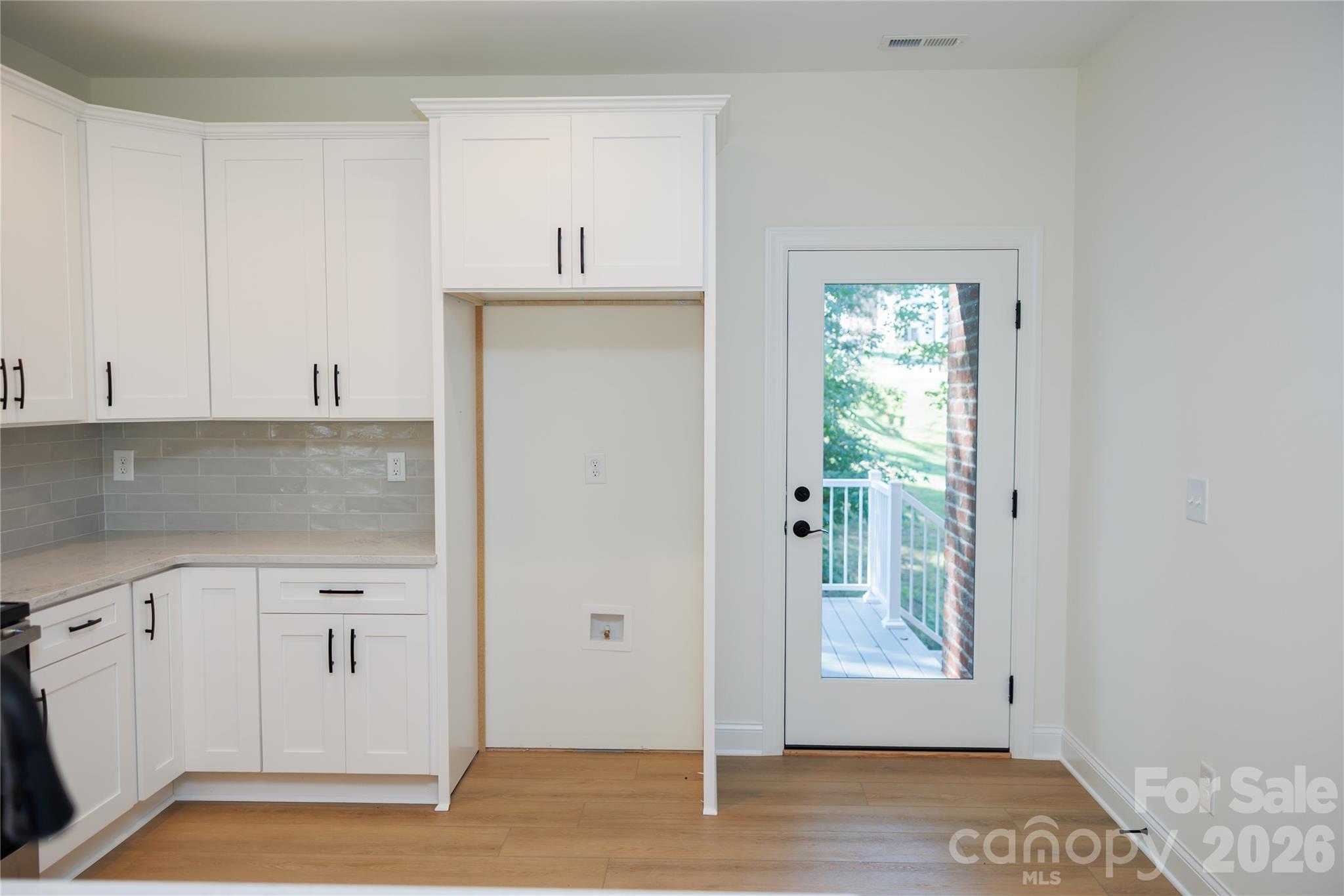 107 Abbington Lane Property Photo 11