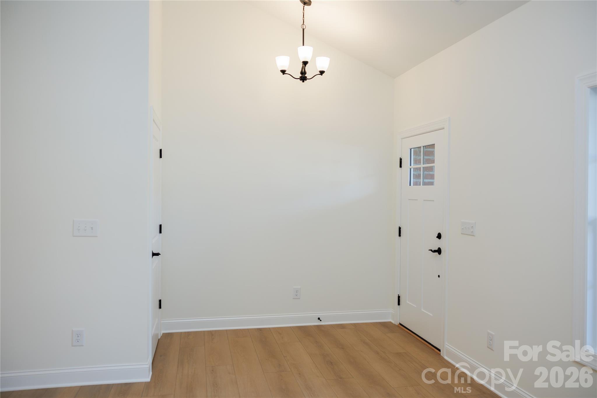107 Abbington Lane Property Photo 12