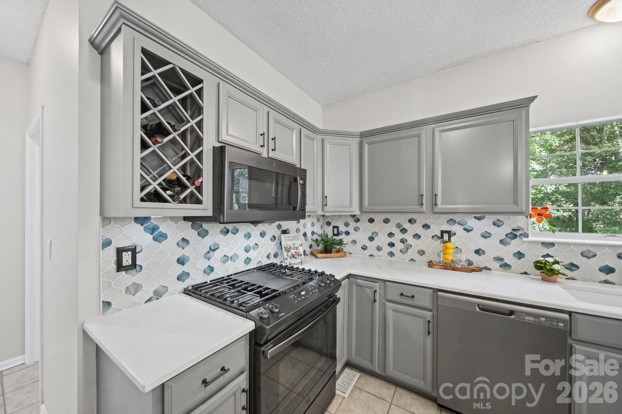 14528 Limestone Lane Property Photo 13