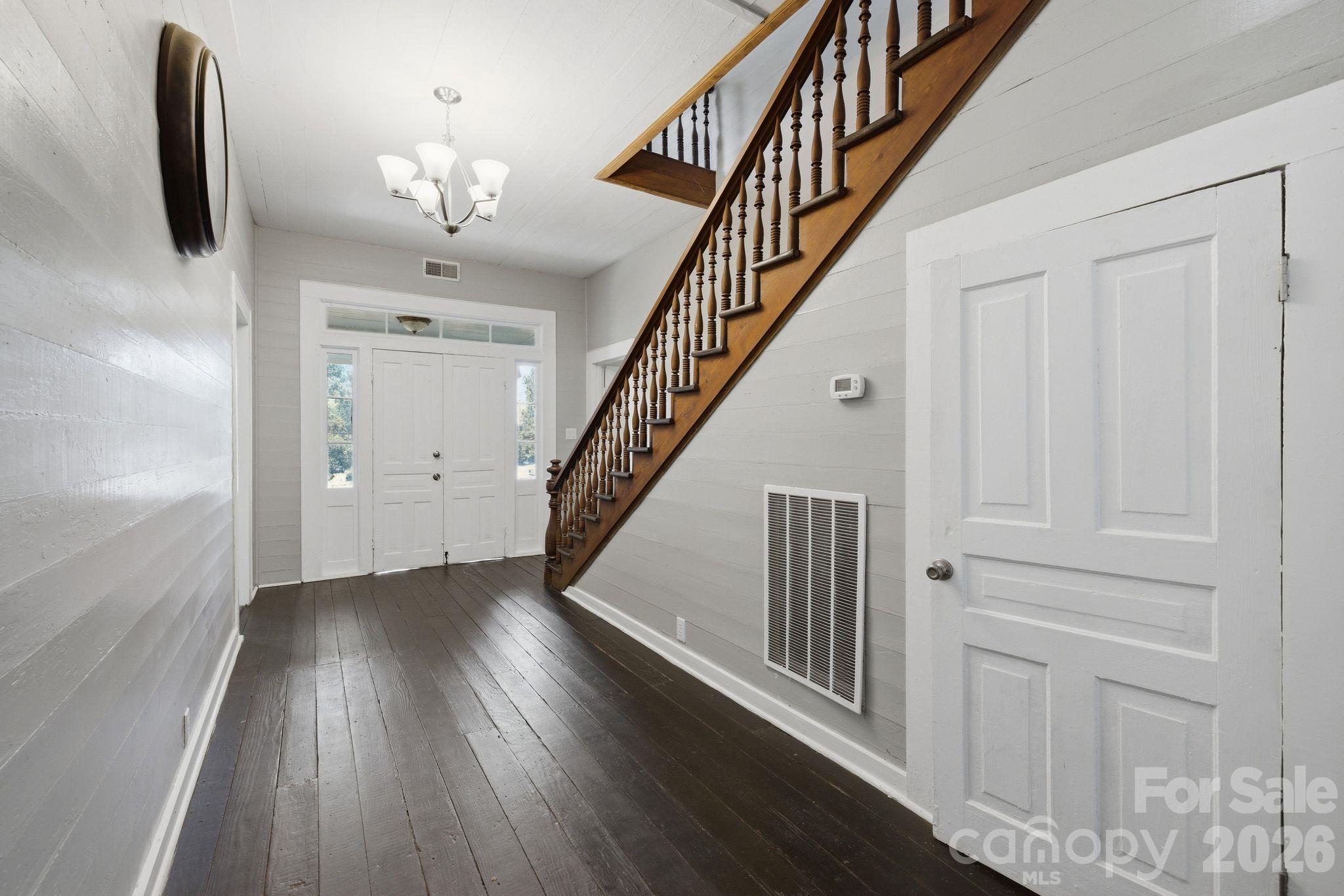 502 W Allenton Street Property Photo 6