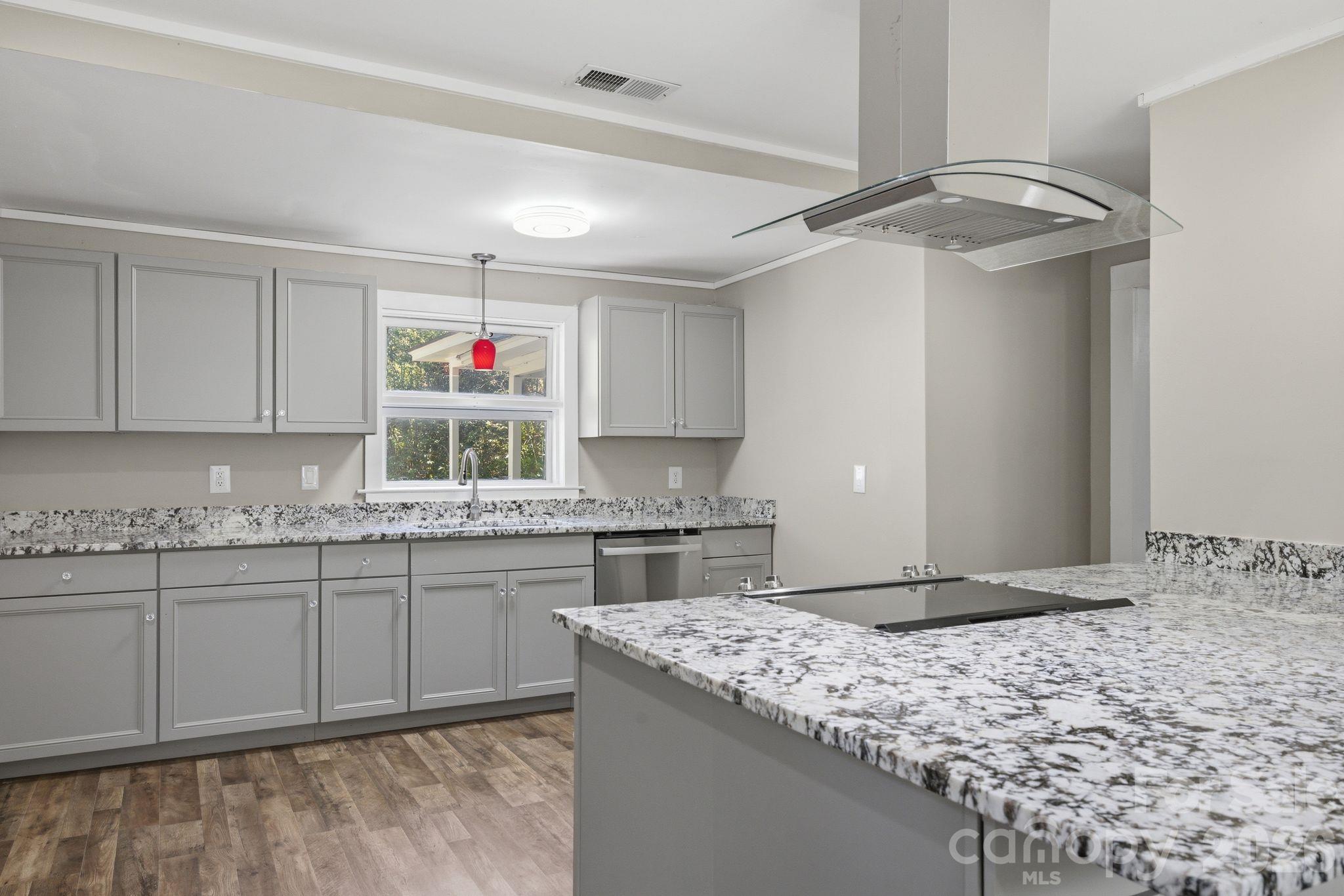 502 W Allenton Street Property Photo 12
