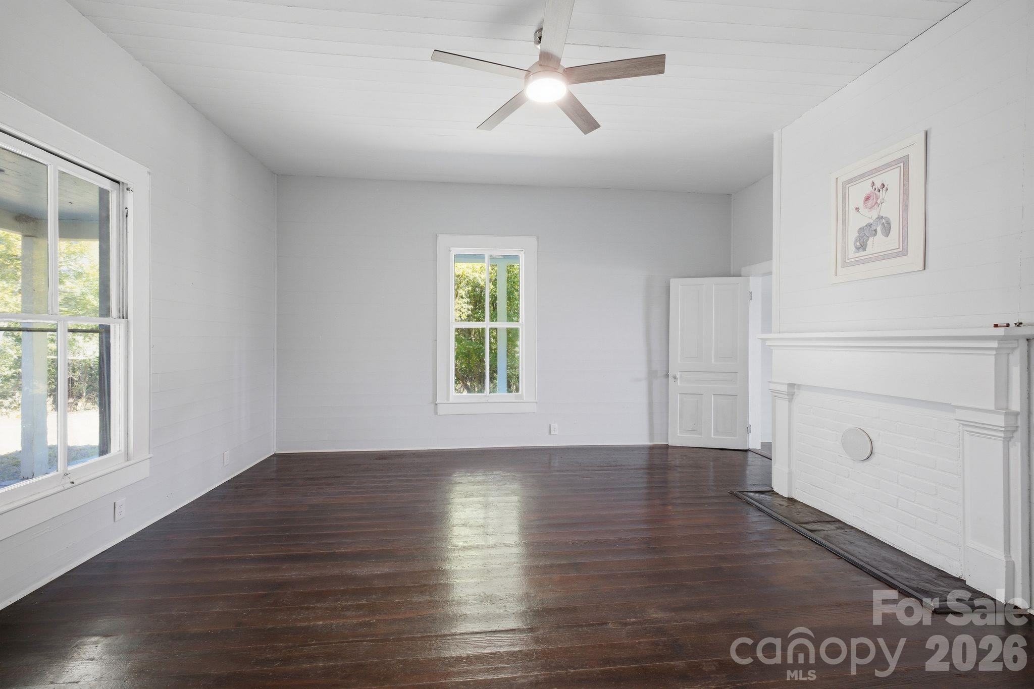 502 W Allenton Street Property Photo 15