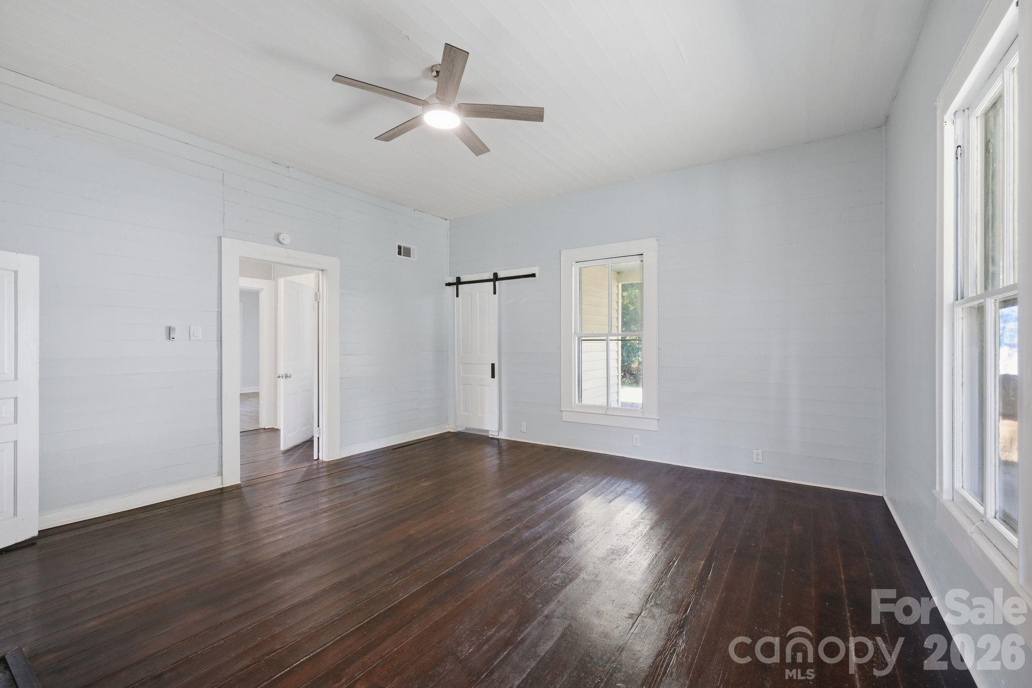 502 W Allenton Street Property Photo 16