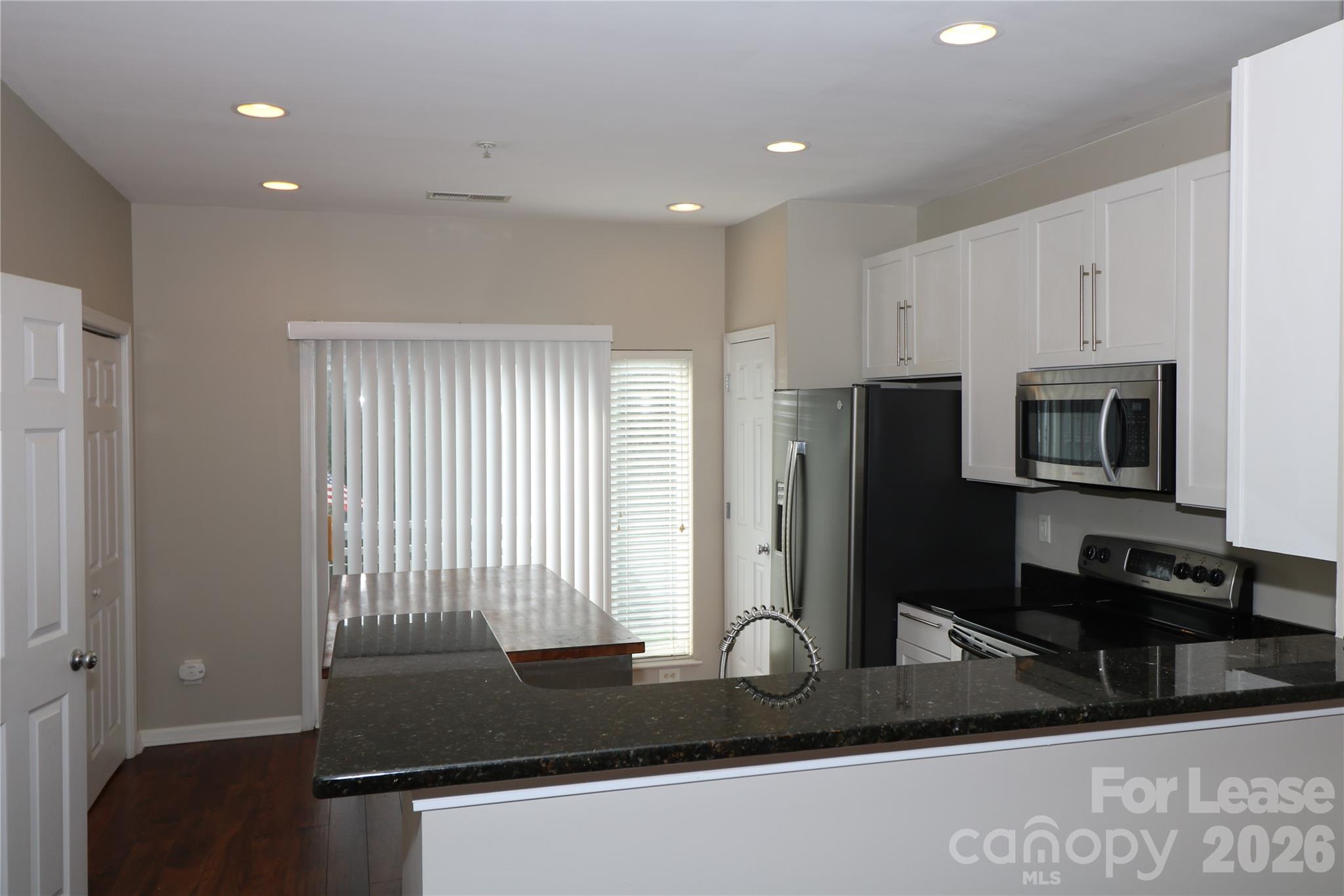 524 Donatello Avenue Property Photo 1