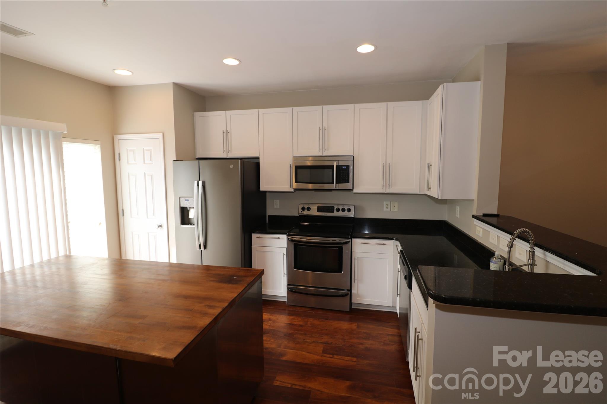 524 Donatello Avenue Property Photo 2