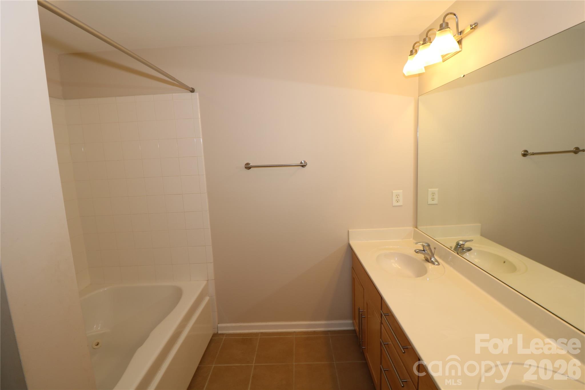524 Donatello Avenue Property Photo 15