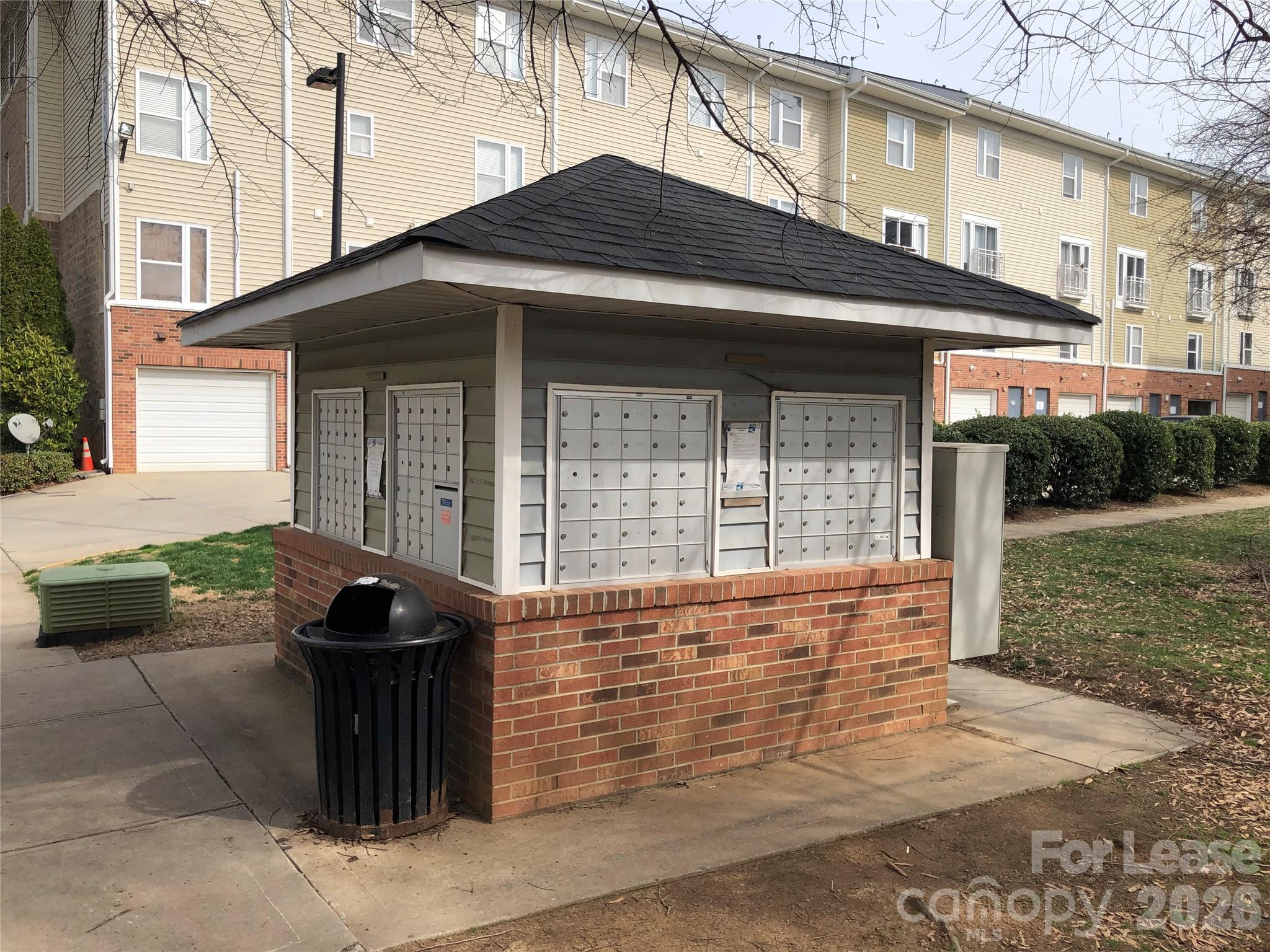 524 Donatello Avenue Property Photo 22