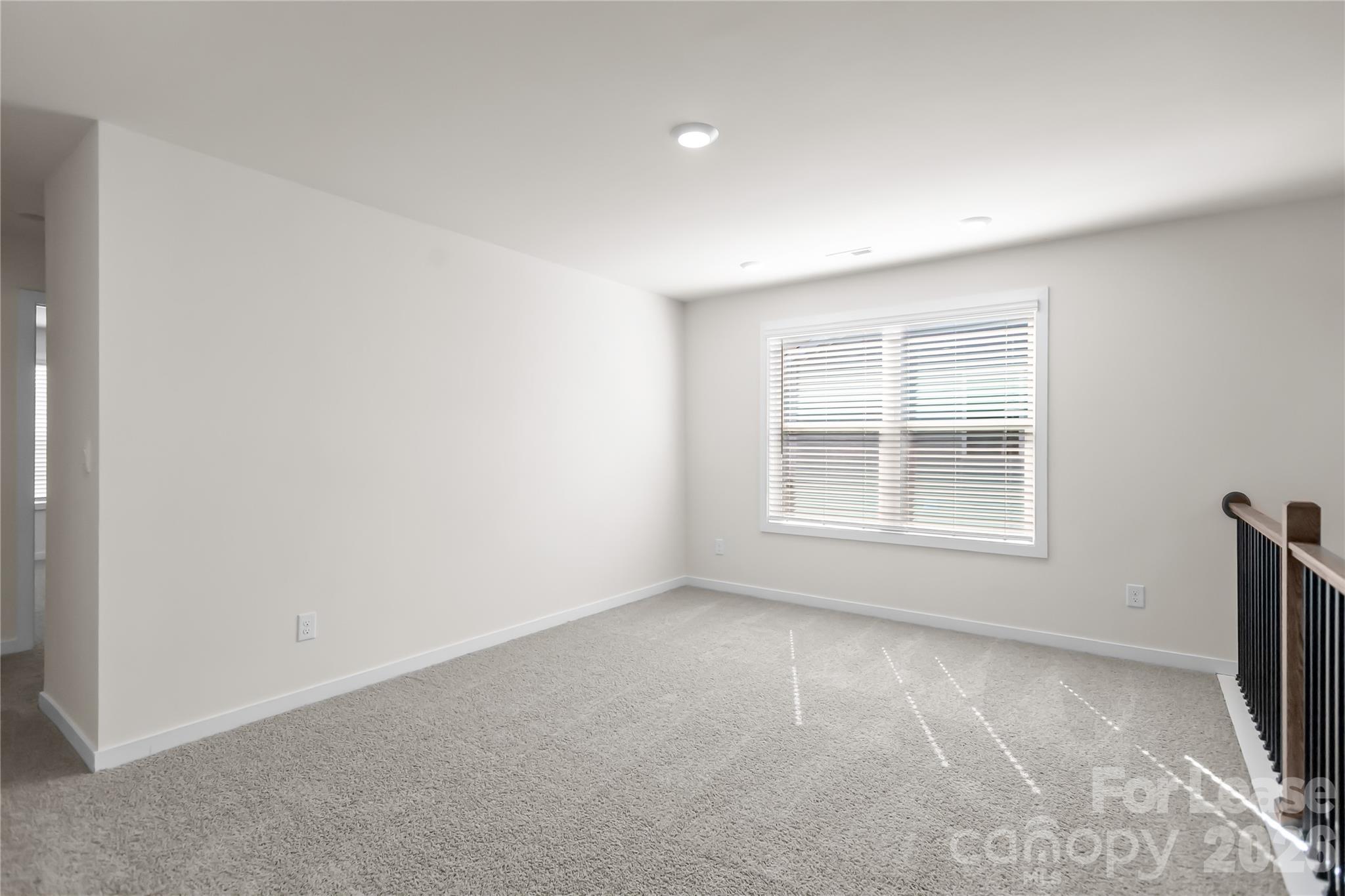 7589 Bainbridge Road Property Photo 21
