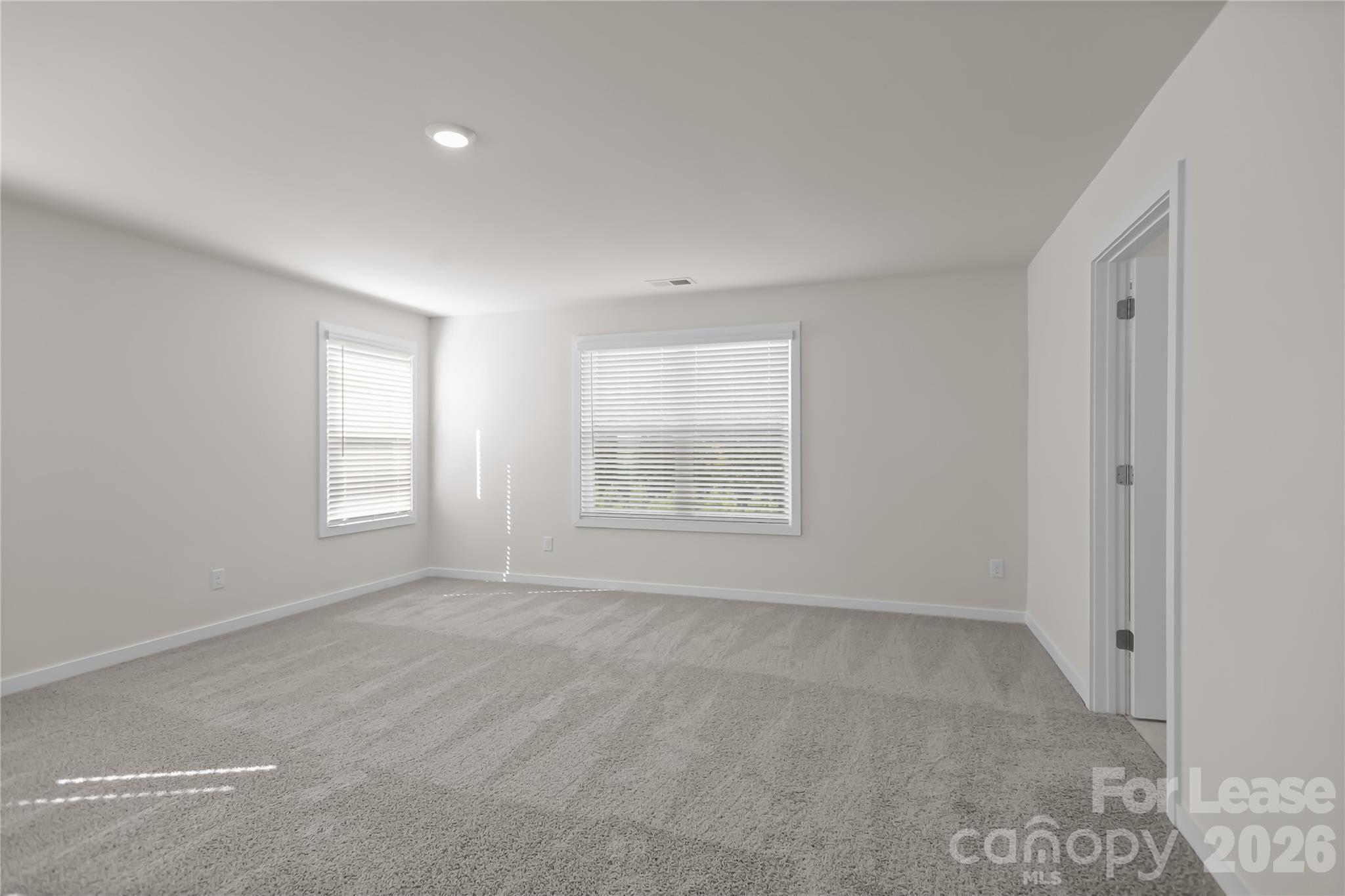 7589 Bainbridge Road Property Photo 24