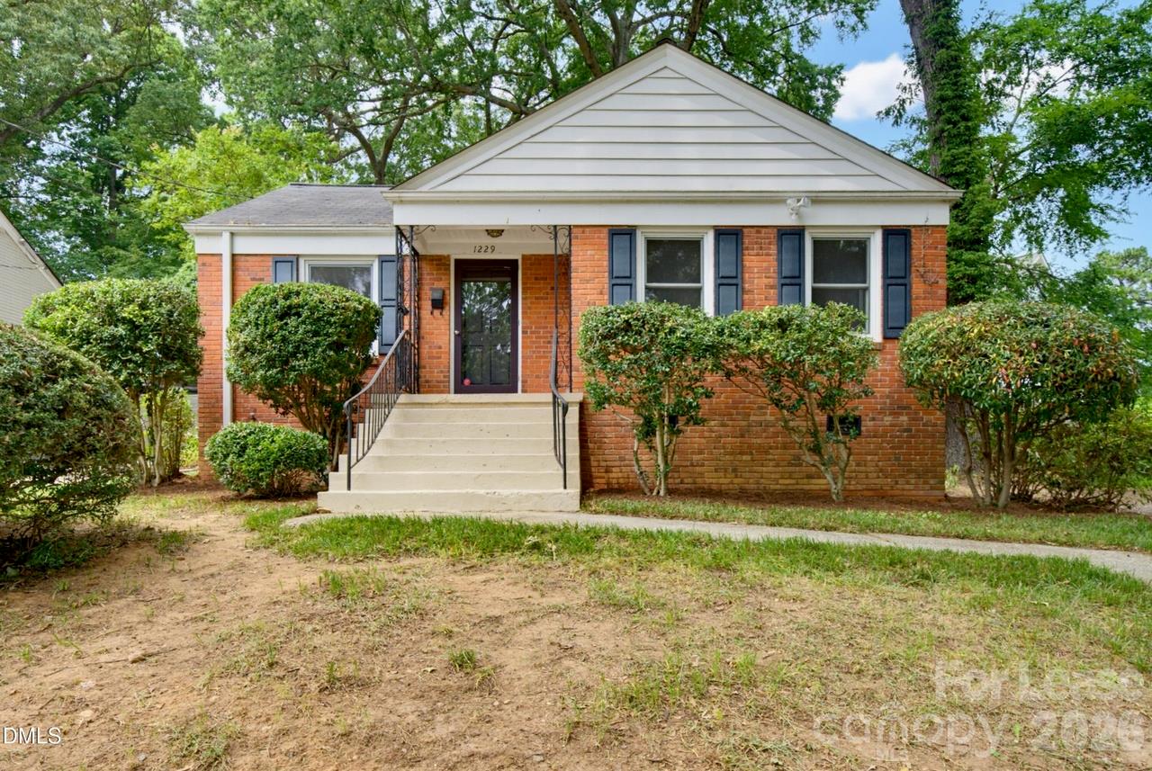 1229 Norris Street Property Photo 1