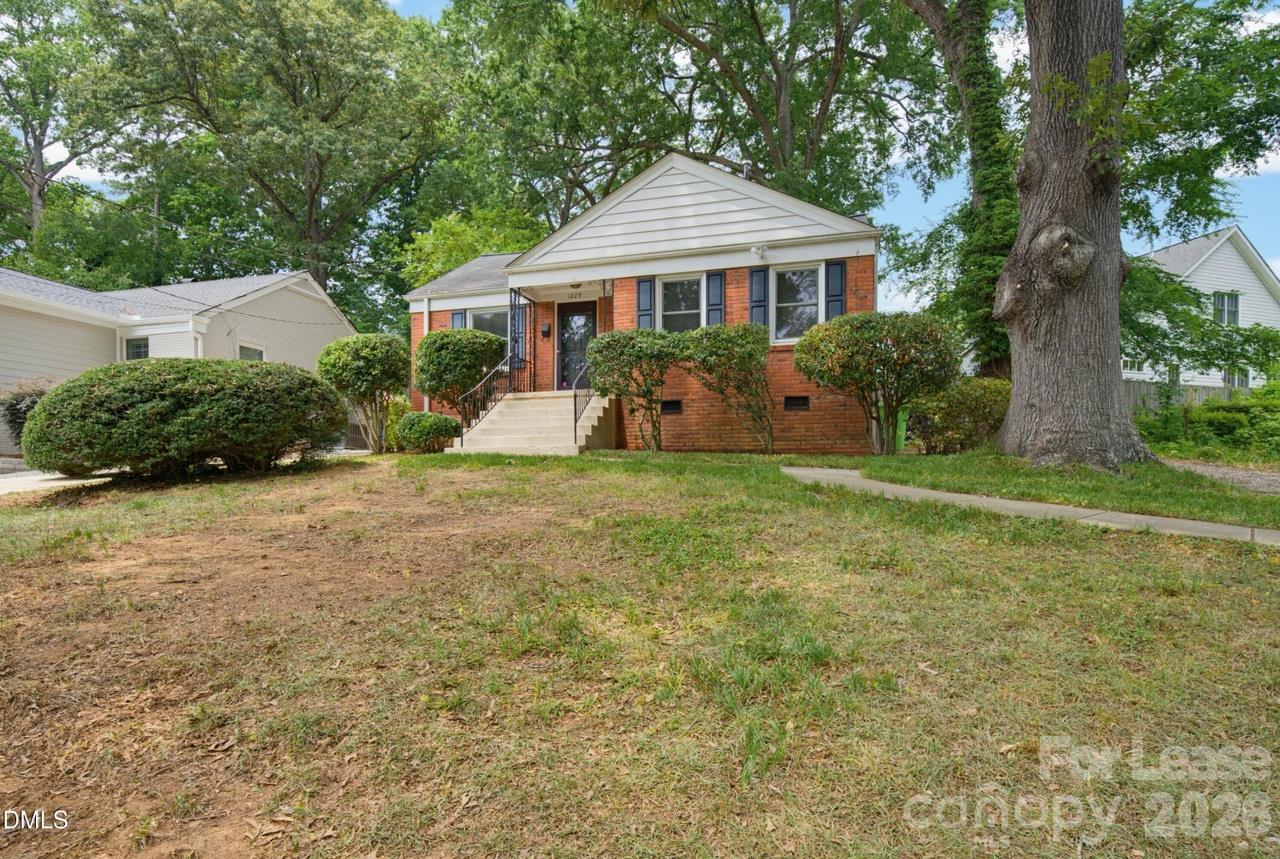 1229 Norris Street Property Photo 3