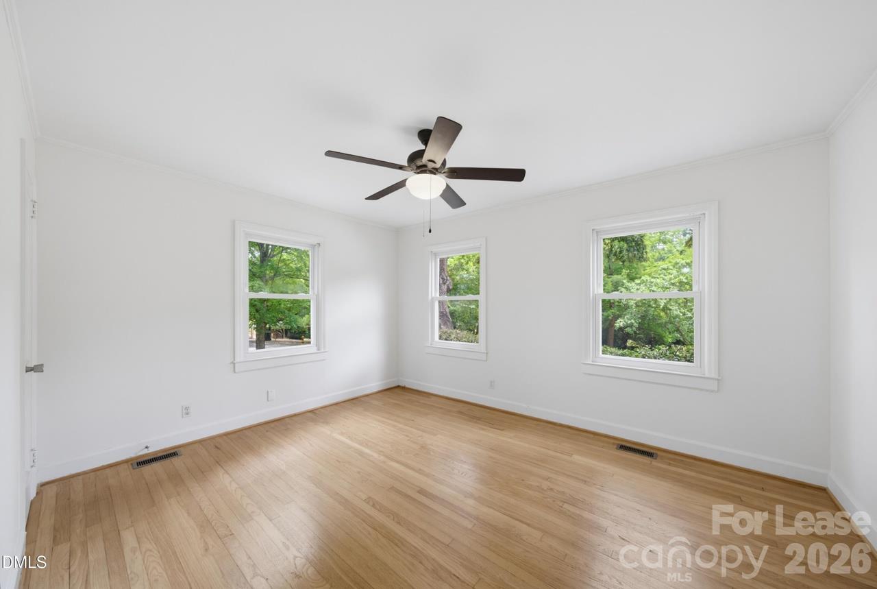 1229 Norris Street Property Photo 4