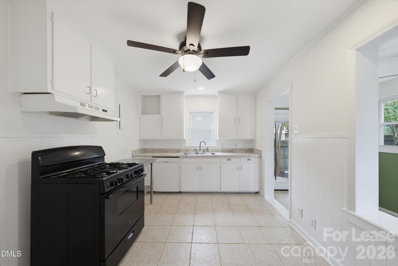 1229 Norris Street Property Photo 5