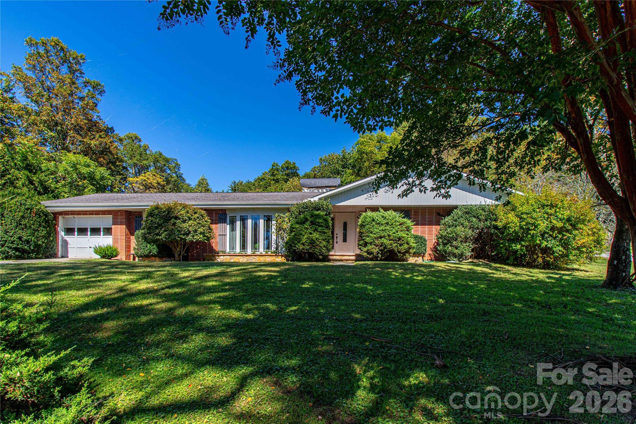 2586 Kim Miller Road Property Photo 1