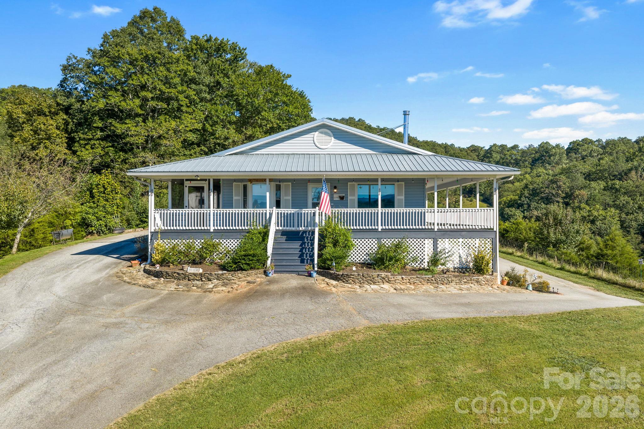 6275 Bryson City Road Property Photo 2