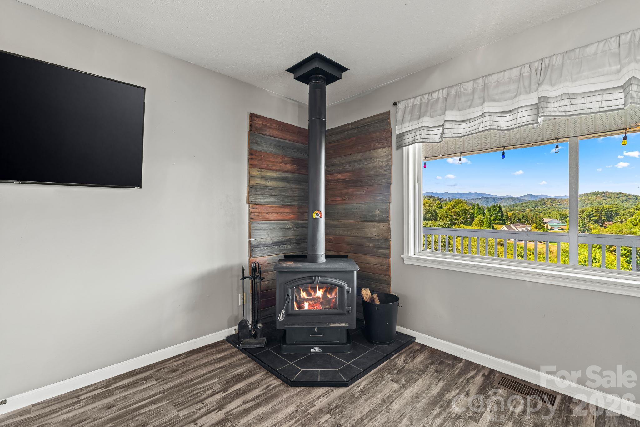 6275 Bryson City Road Property Photo 9