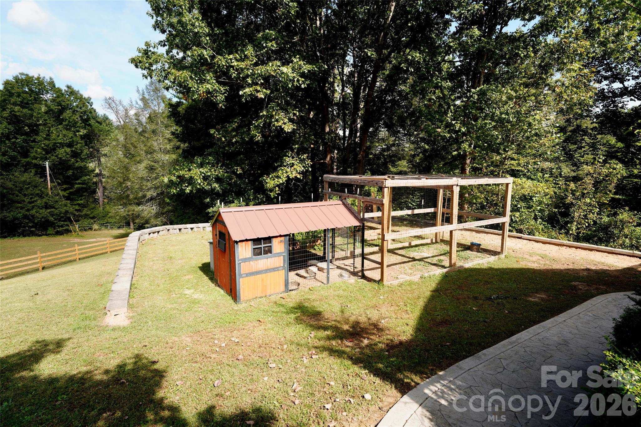 525 Silent Acres Road Property Photo 36