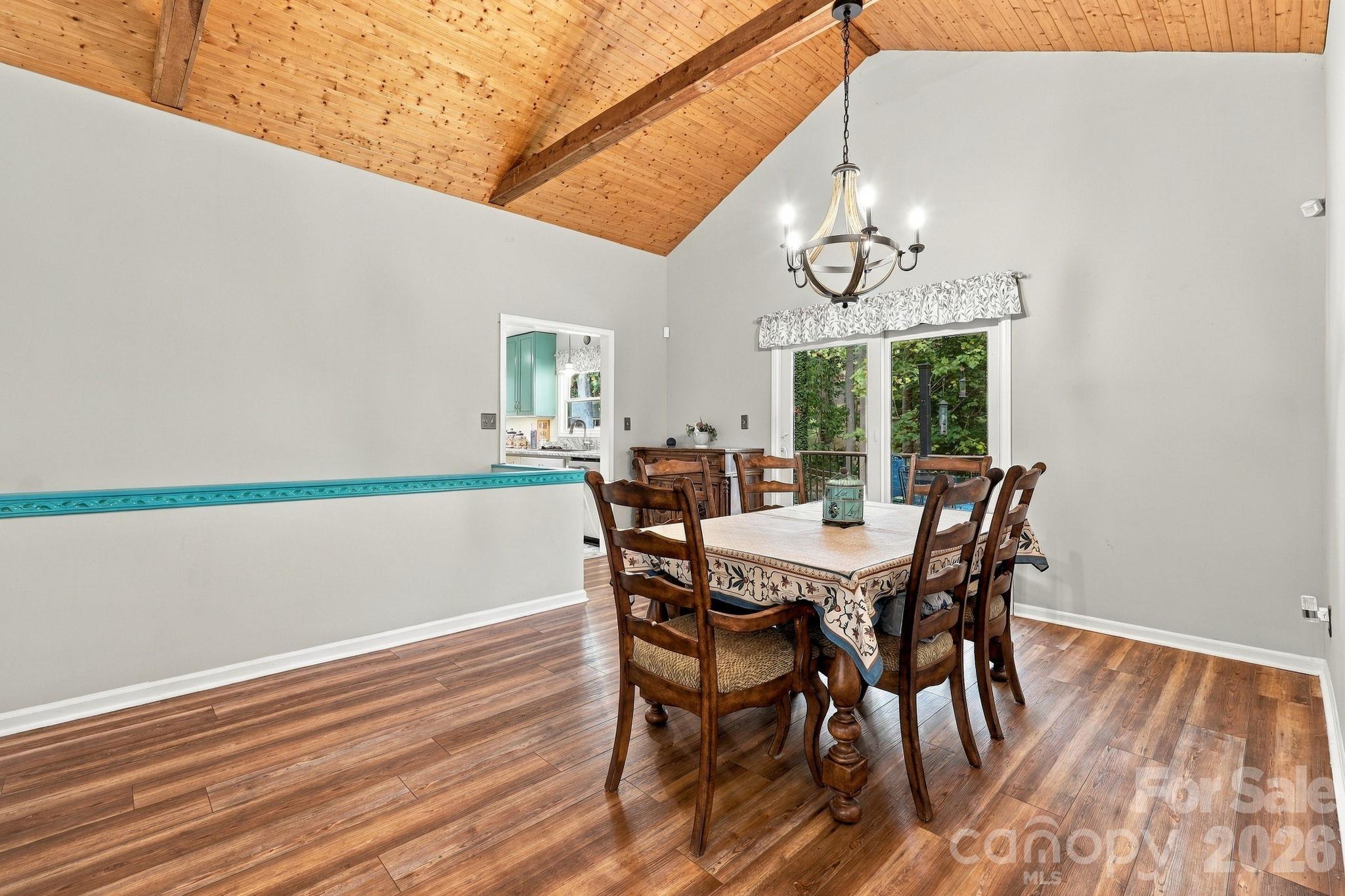 14 Cambridge Drive Property Photo 8