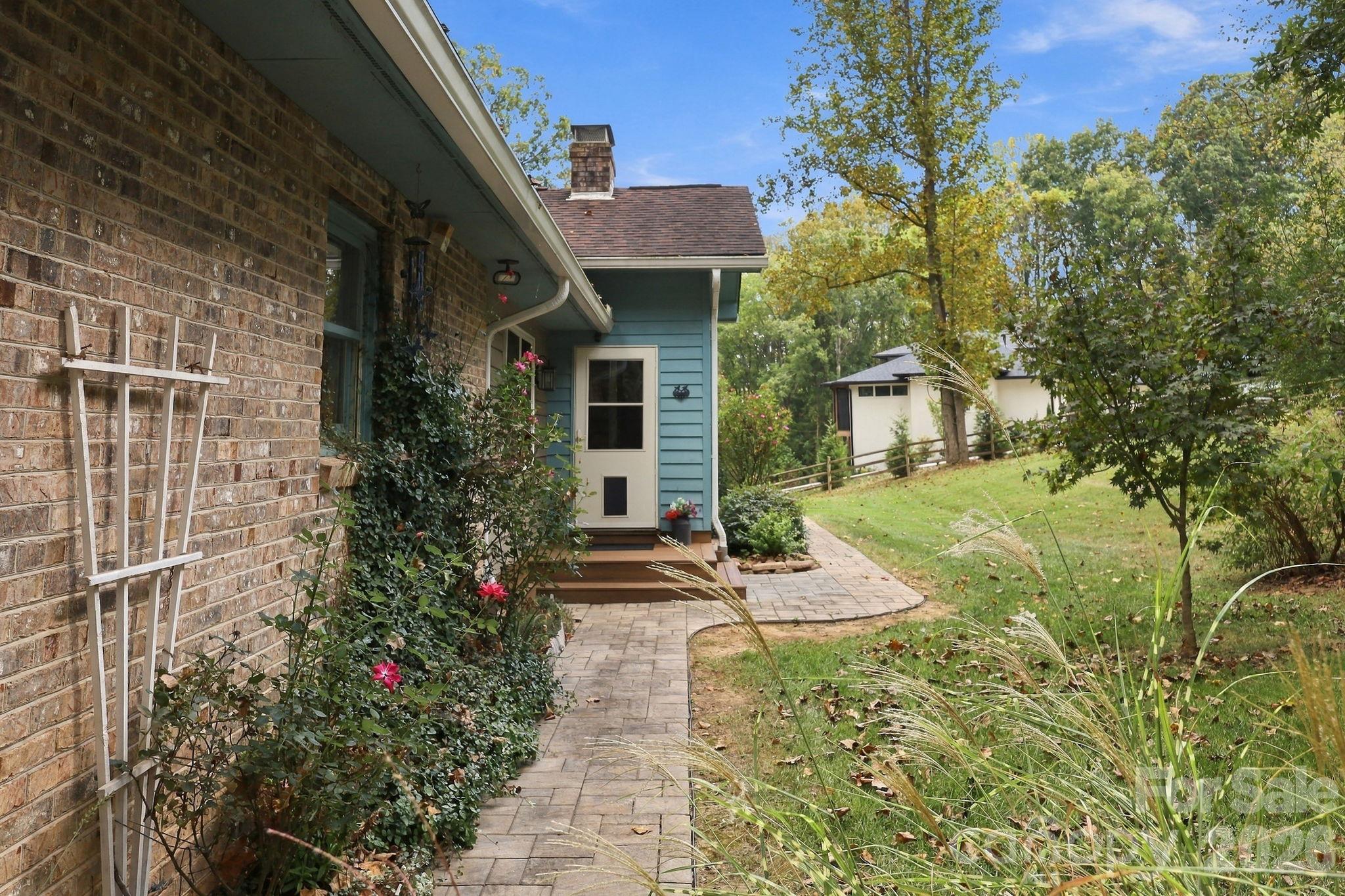 14 Cambridge Drive Property Photo 22