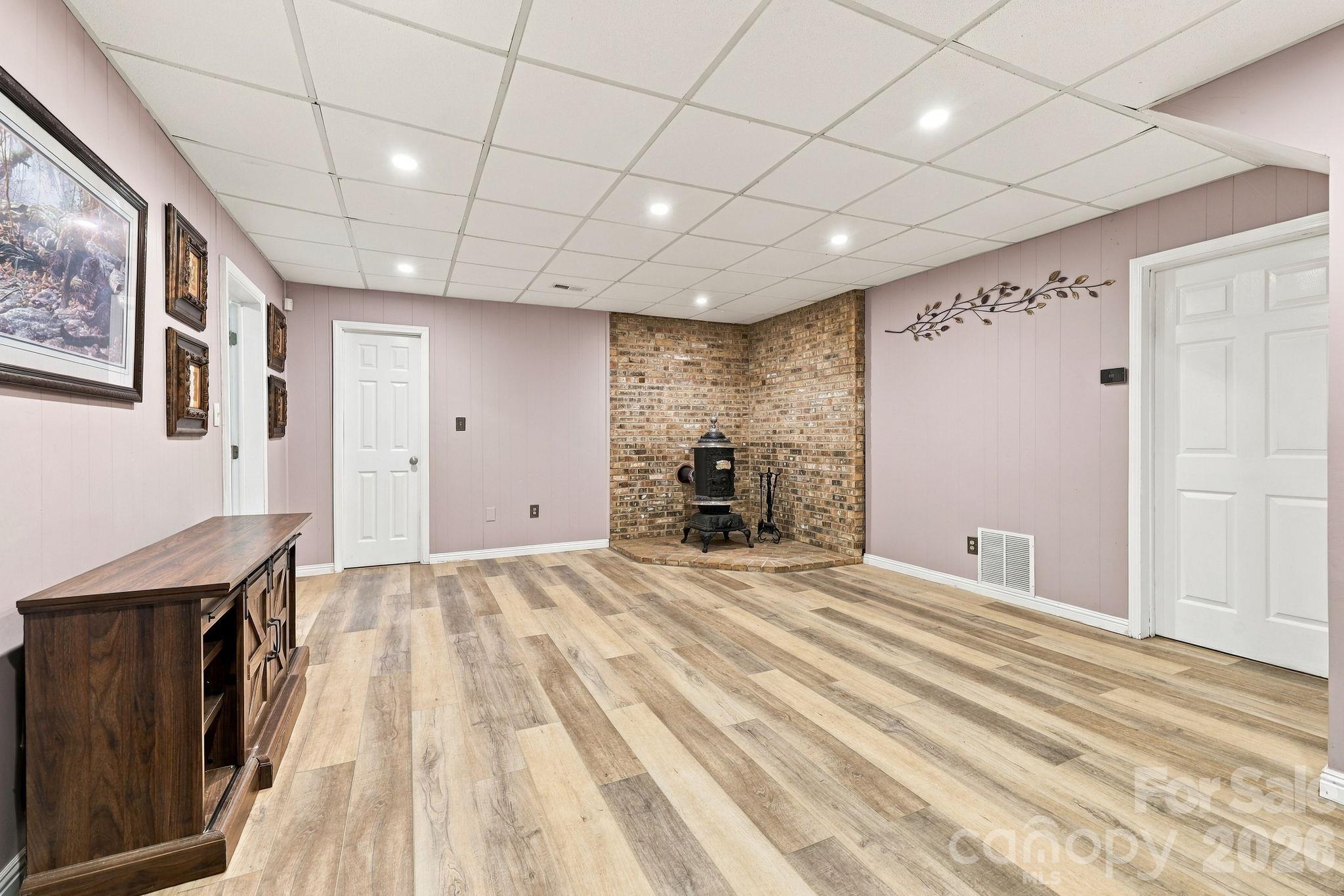 14 Cambridge Drive Property Photo 34