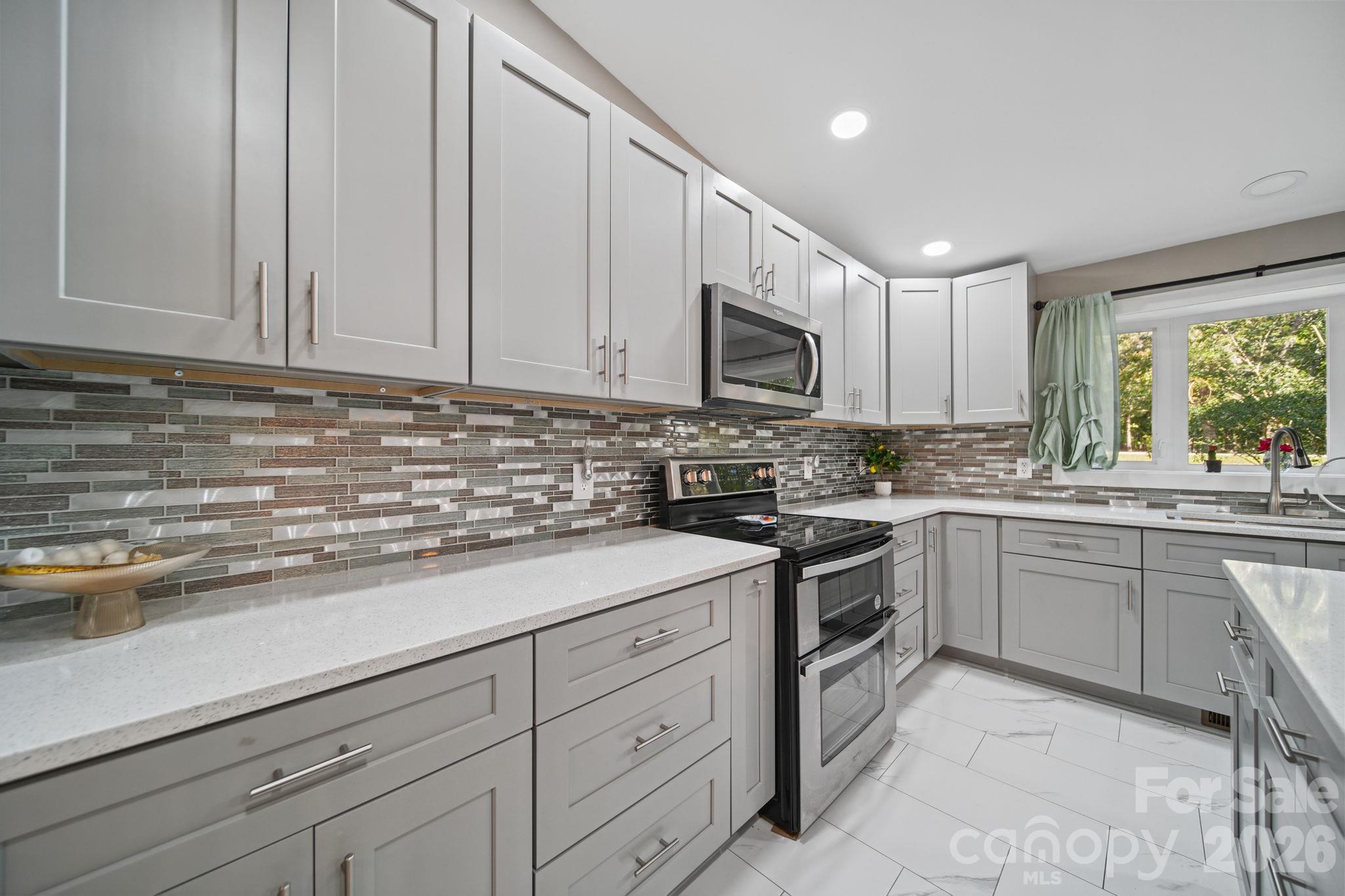 2219 Wade Funderburk Road Property Photo 8