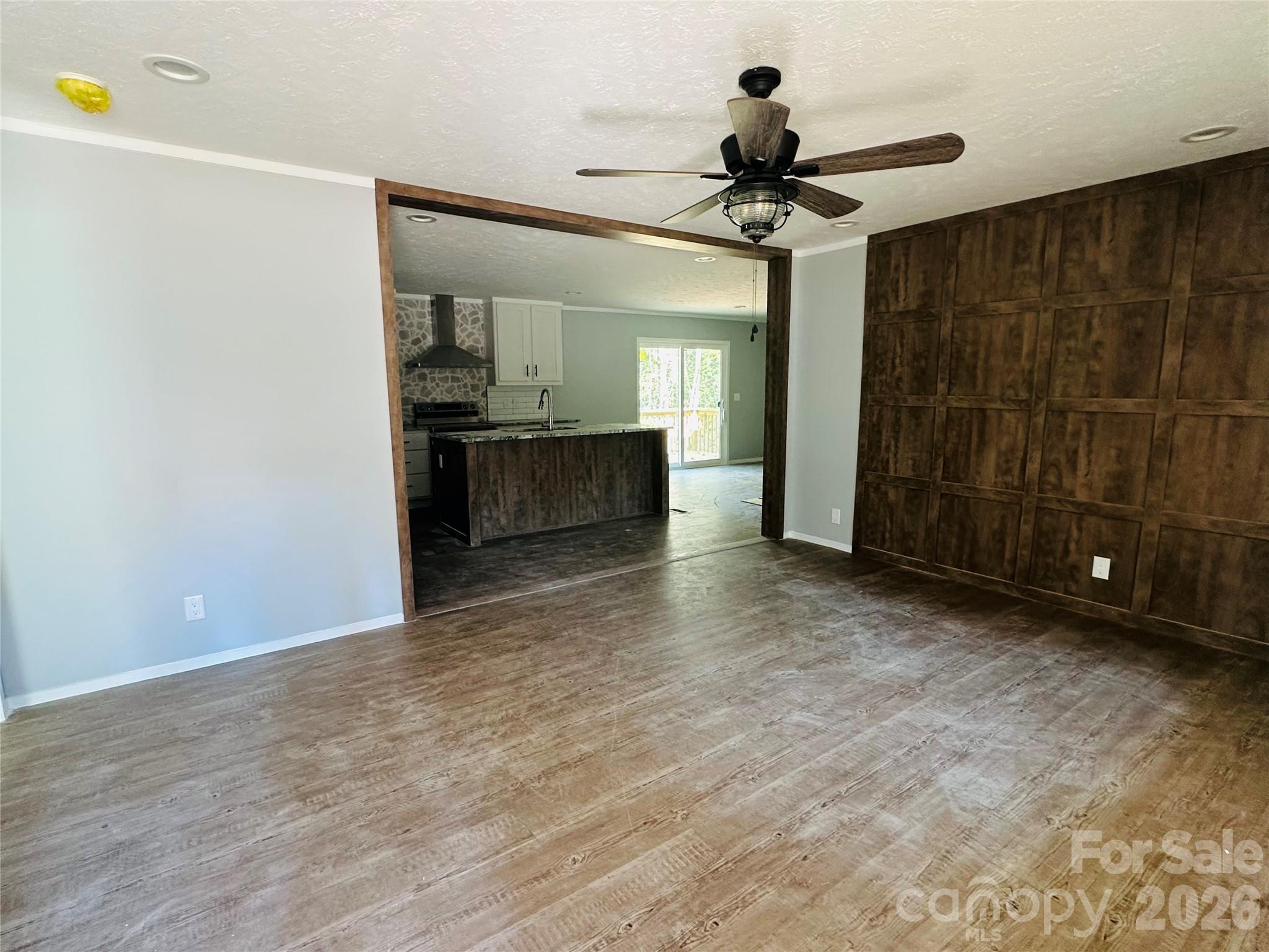 514 Summerow Road Property Photo 2