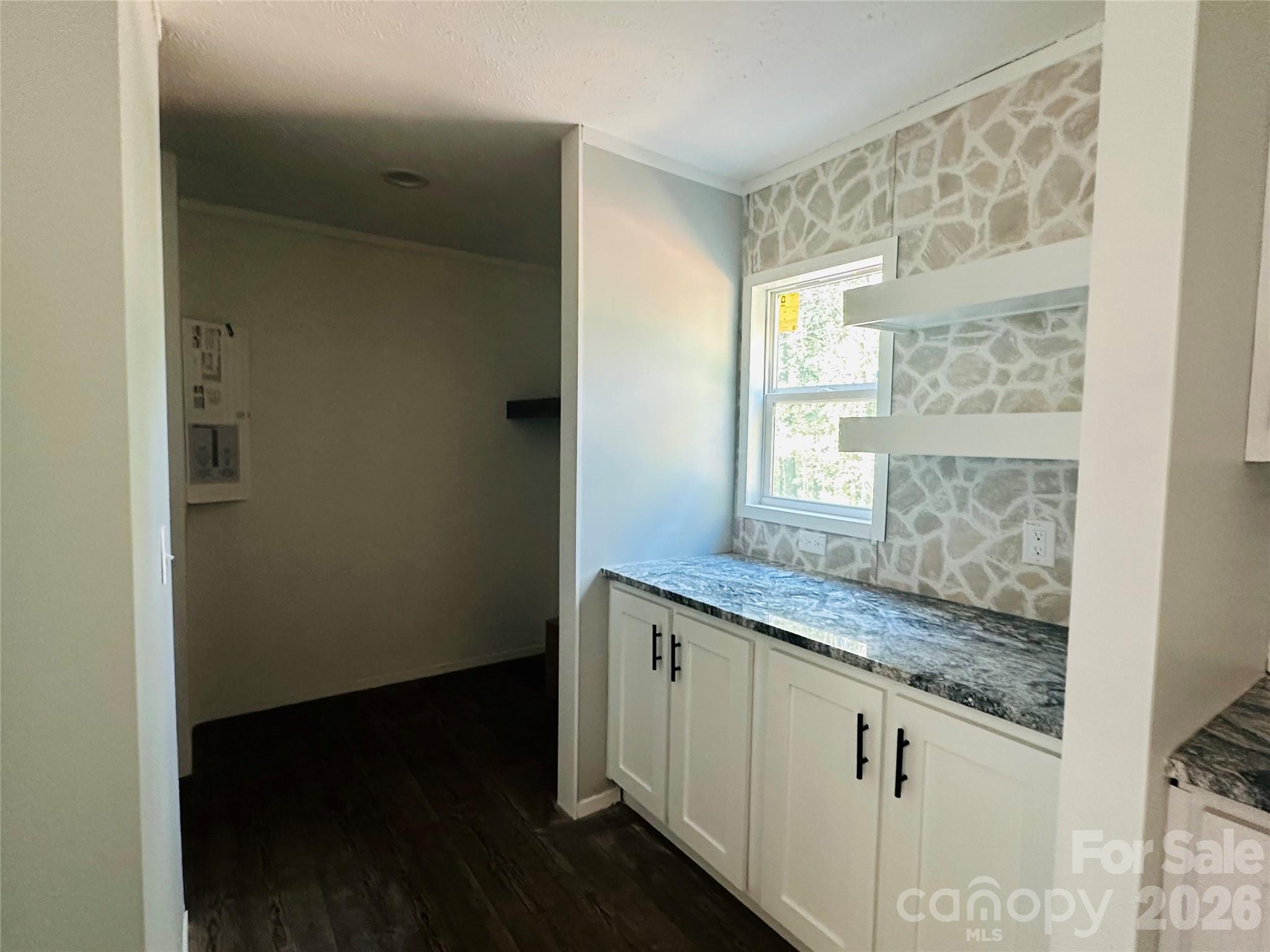 514 Summerow Road Property Photo 4