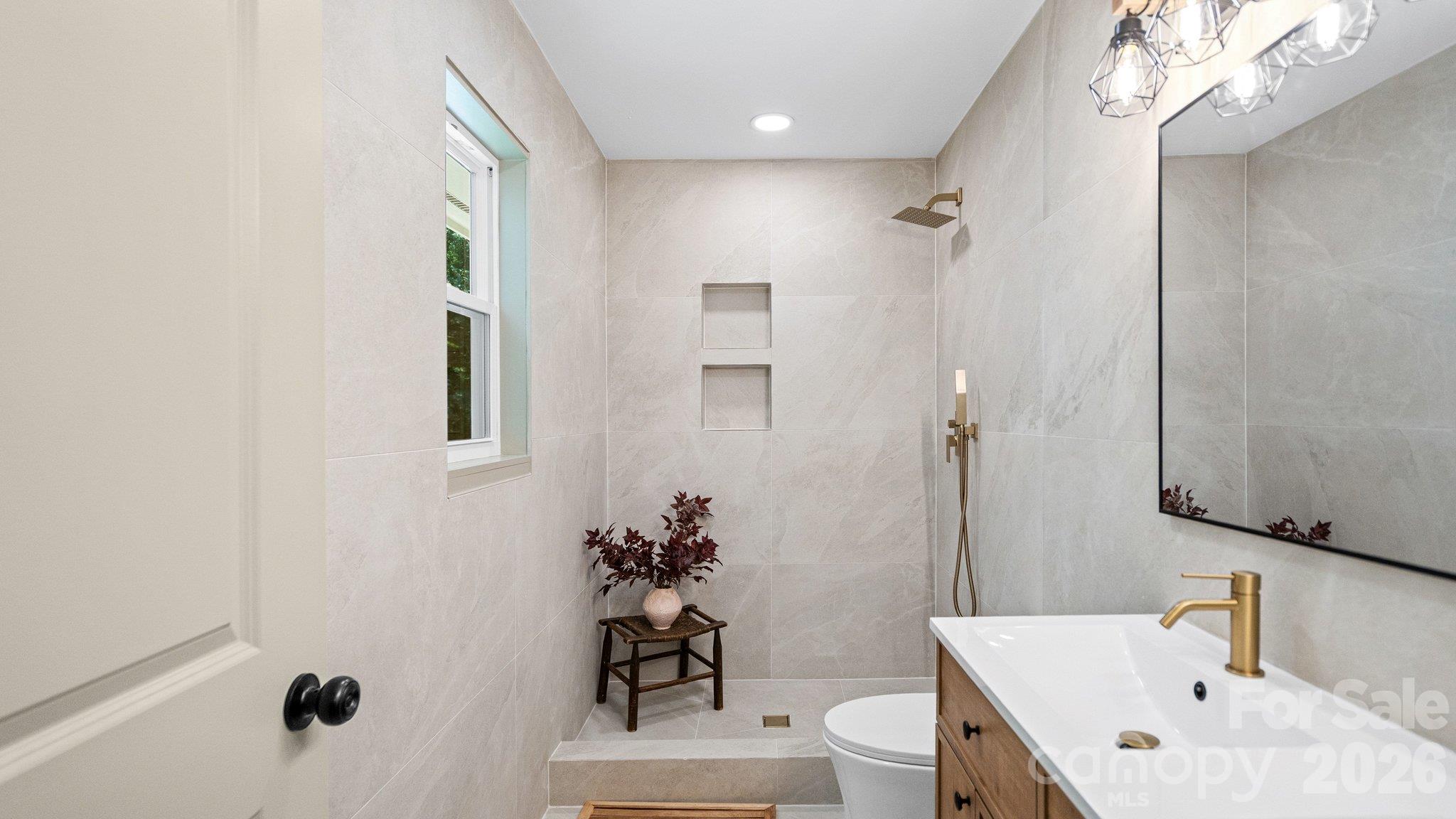 32 Bowen Drive Property Photo 28